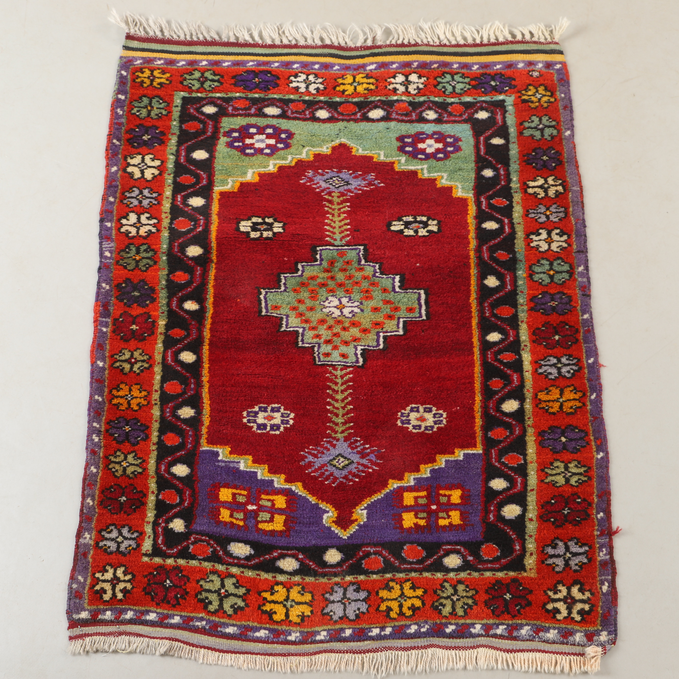 MATTA, orientalisk, 125 x 95 cm.