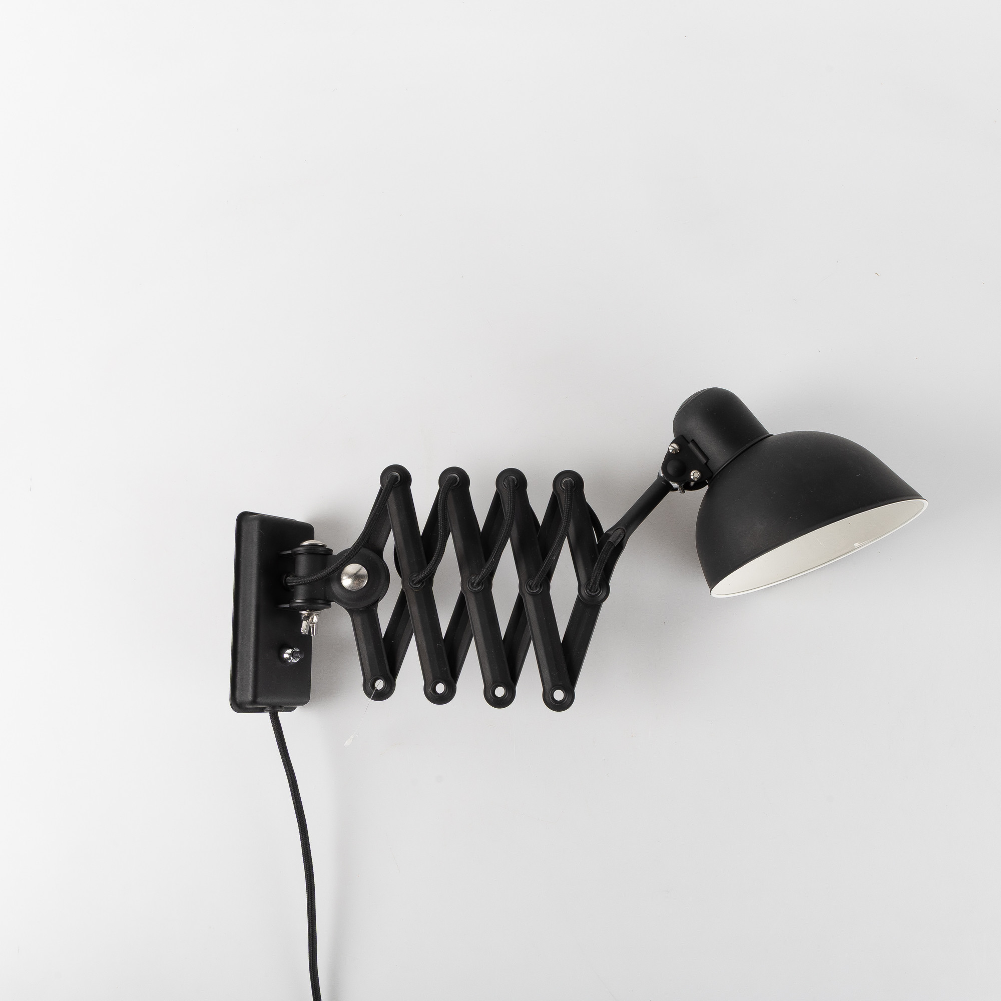 CHRISTIAN DELL. Vägglampa, "Kaiser Idell", Fritz Hansen, samtida.