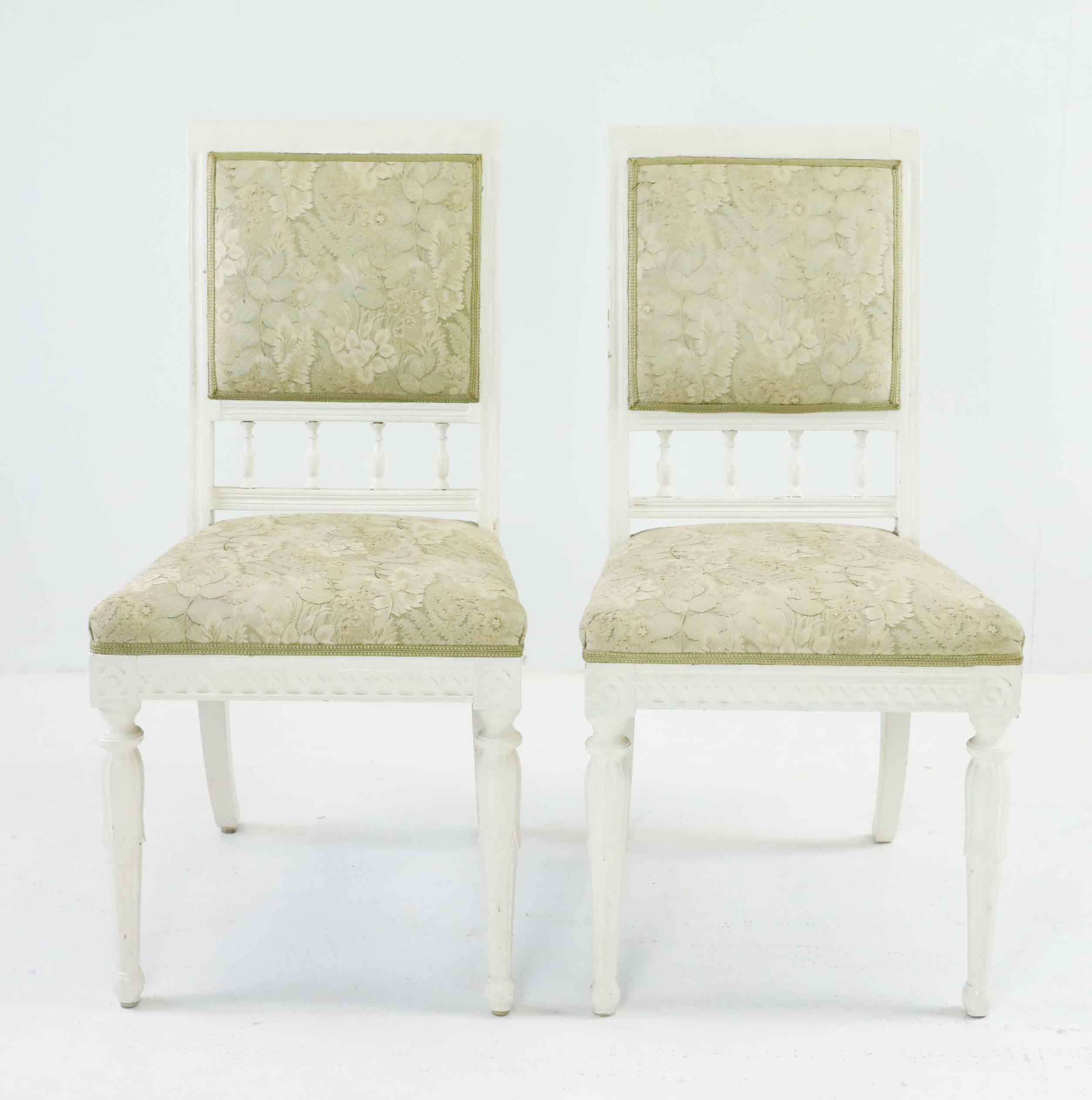 STOLAR, ett par, gustaviansk stil, 18/1900-tal.