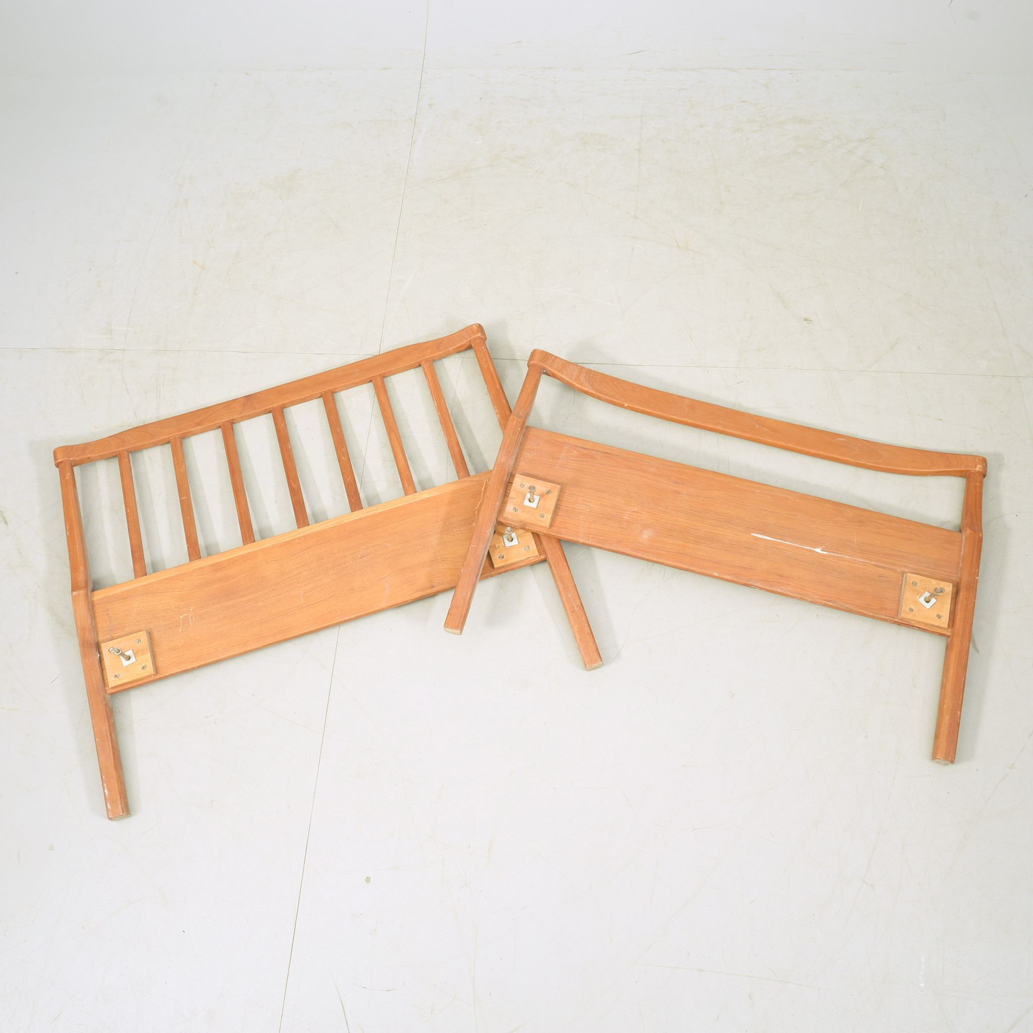 SÄNGGAVLAR, teak, Dux, Bra Bohag, 1900-talets mitt.