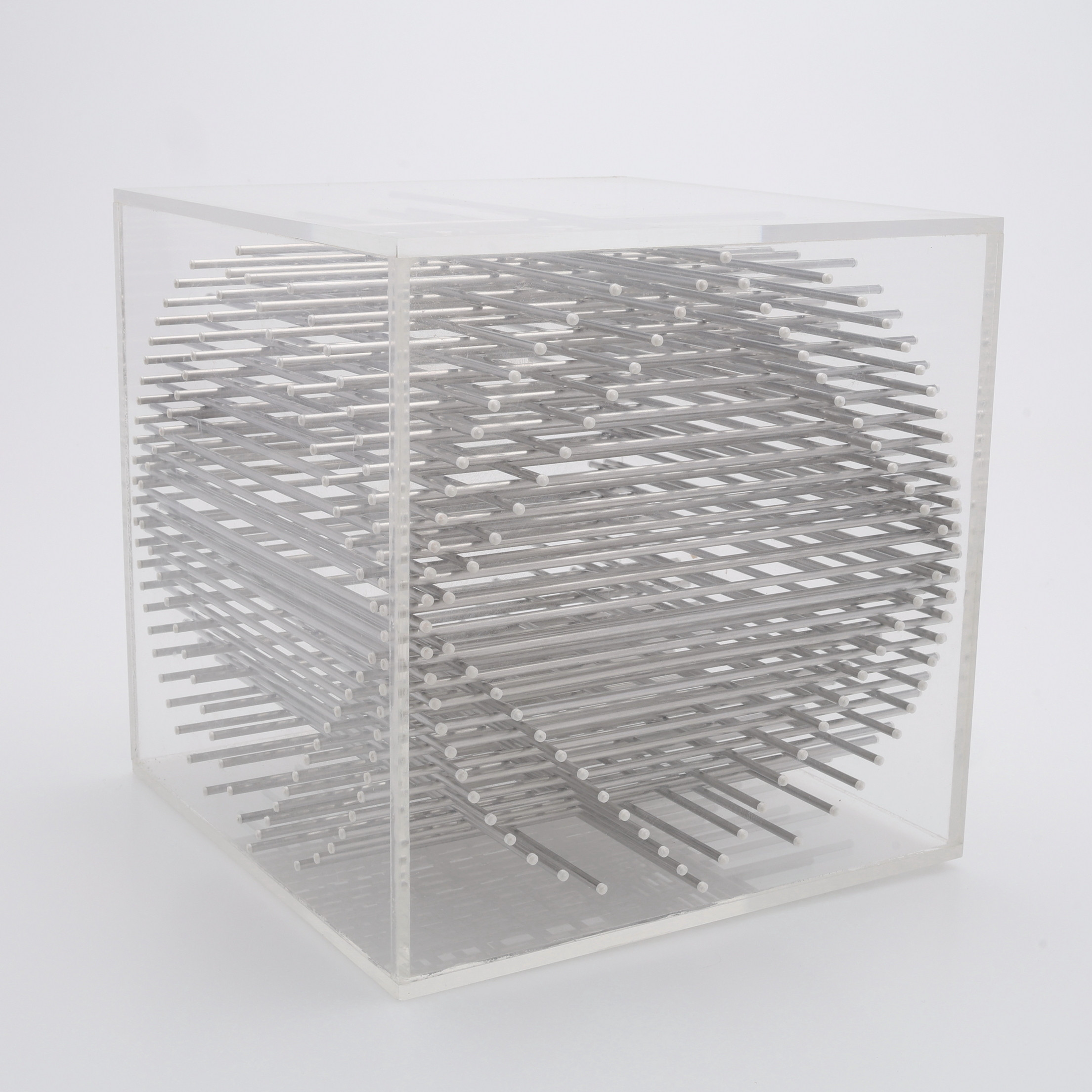 SVEN BERTIL HERLOW SVENSSON. SKULPTUR, ALUMINIUM & PLEXIGLAS, SIGNERAD & DATERAD -68.