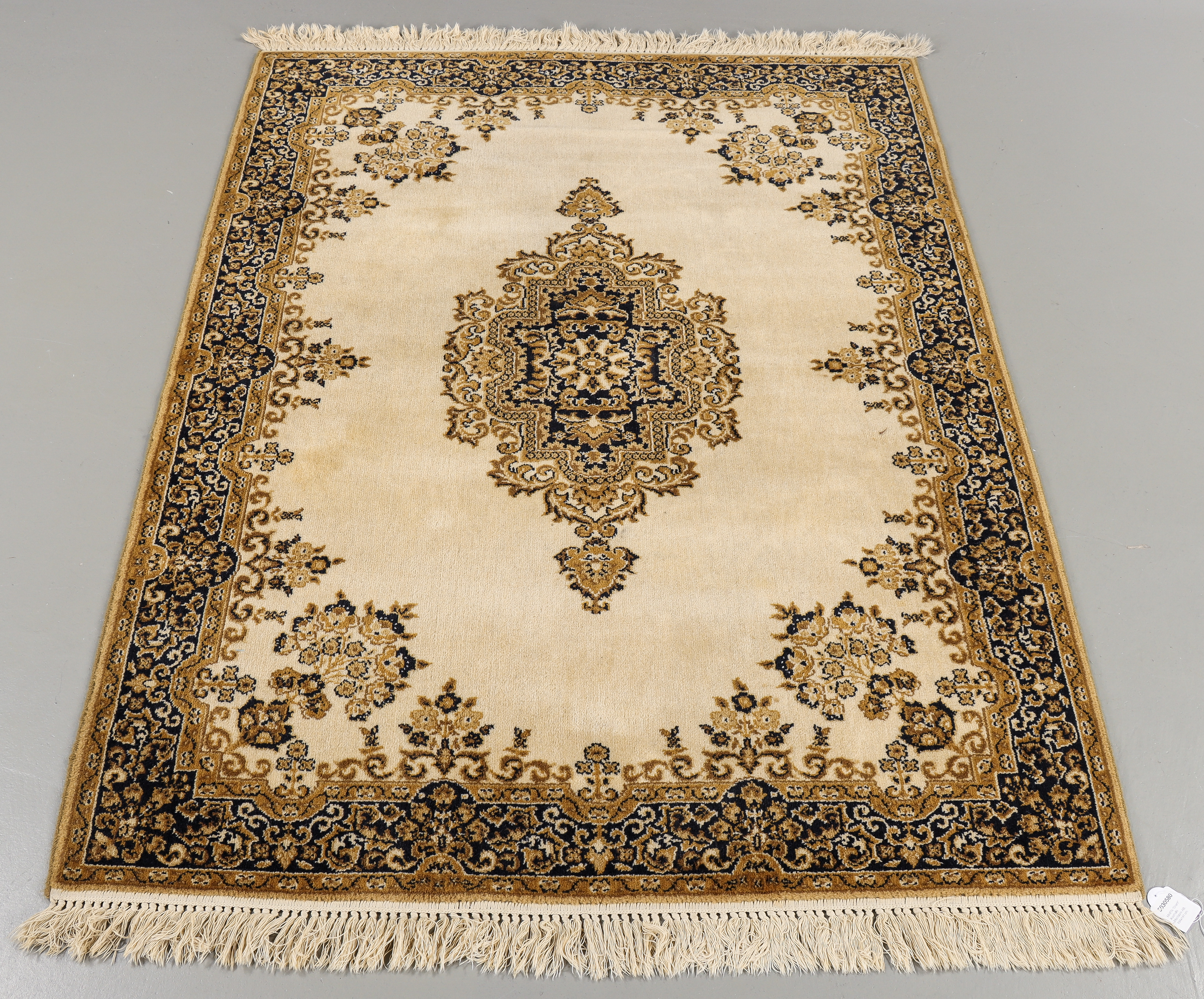 MATTA "Orient" Kasthalls Mattfabrik AB, 194x141 cm.