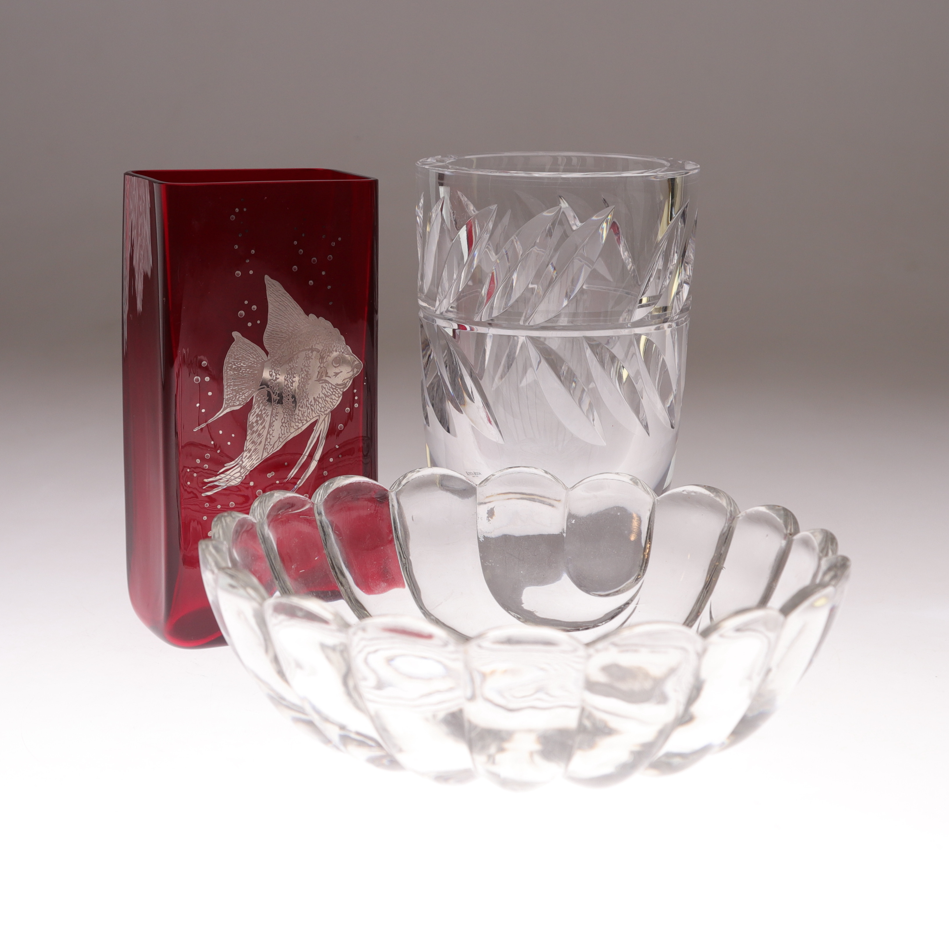 VASER OCH SKÅL, 3 delar, glas, Reijmyre och Kosta Boda, 1900-tal.
