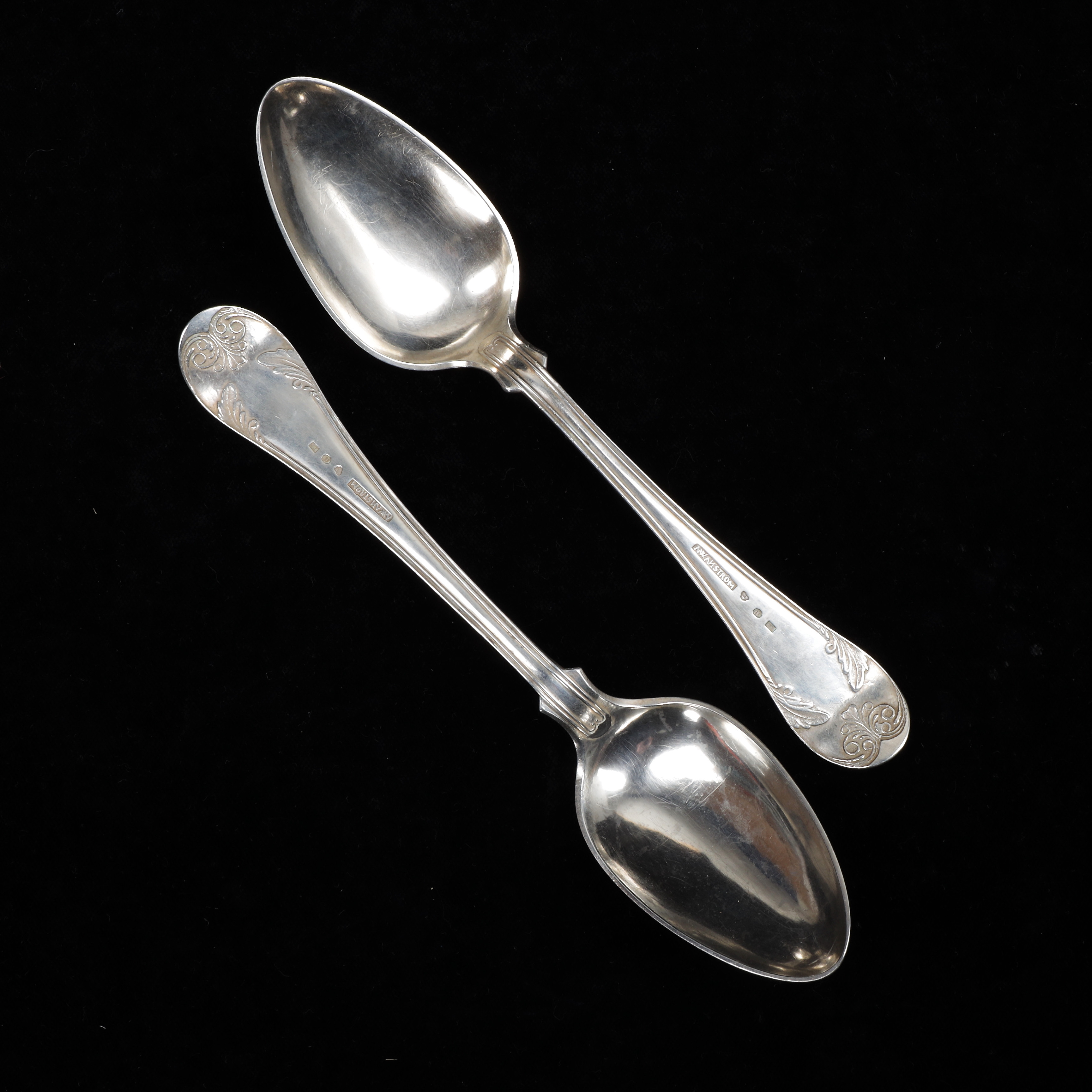 CARL WILHELM AHNSTRÖM. Skedar, 2 st, silver, Växjö, 1873, totalvikt 129 gram.