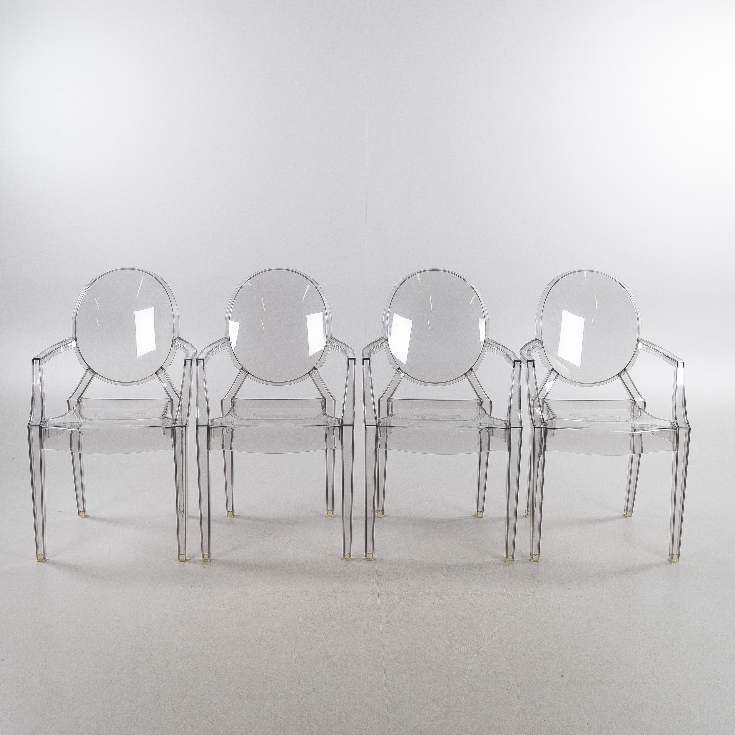 PHILIPPE STARCK. "Louis Ghost", karmstolar, 4 stycken, Kartell.