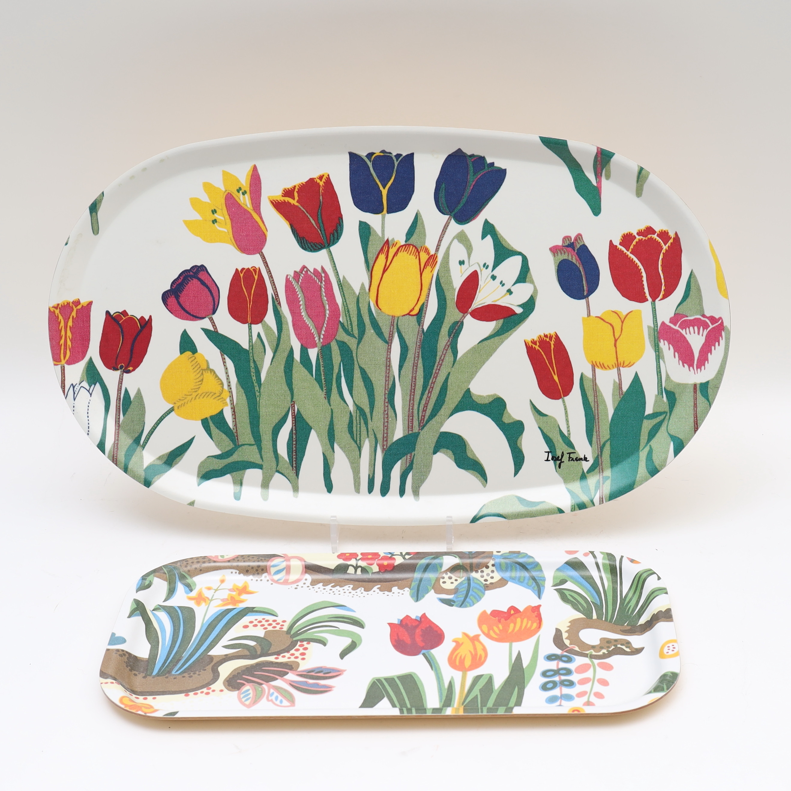 JOSEF FRANK. Serveringsbrickor, 2st, Firma svenskt tenn.