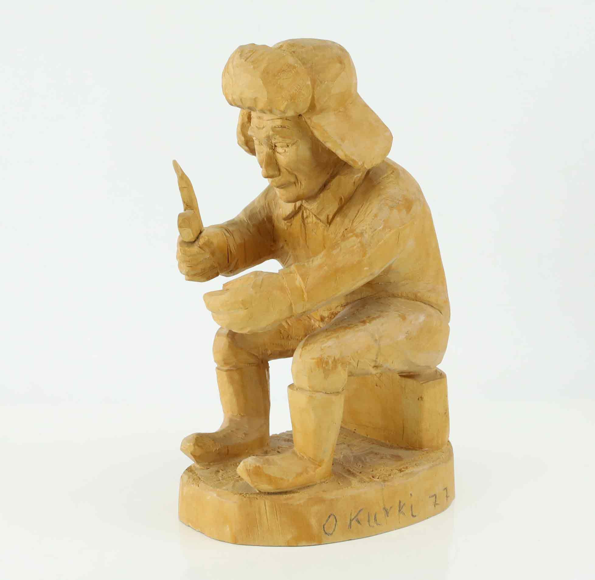 OKÄND KONSTNÄR. Skulptur, träsnideri, pimplare, signerad O Kurki, -77.