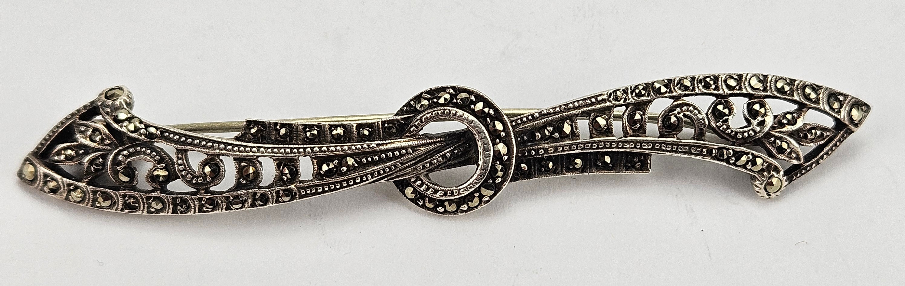 BROSCH, silver med markasiter, Art deco-stil, 1900-tal.