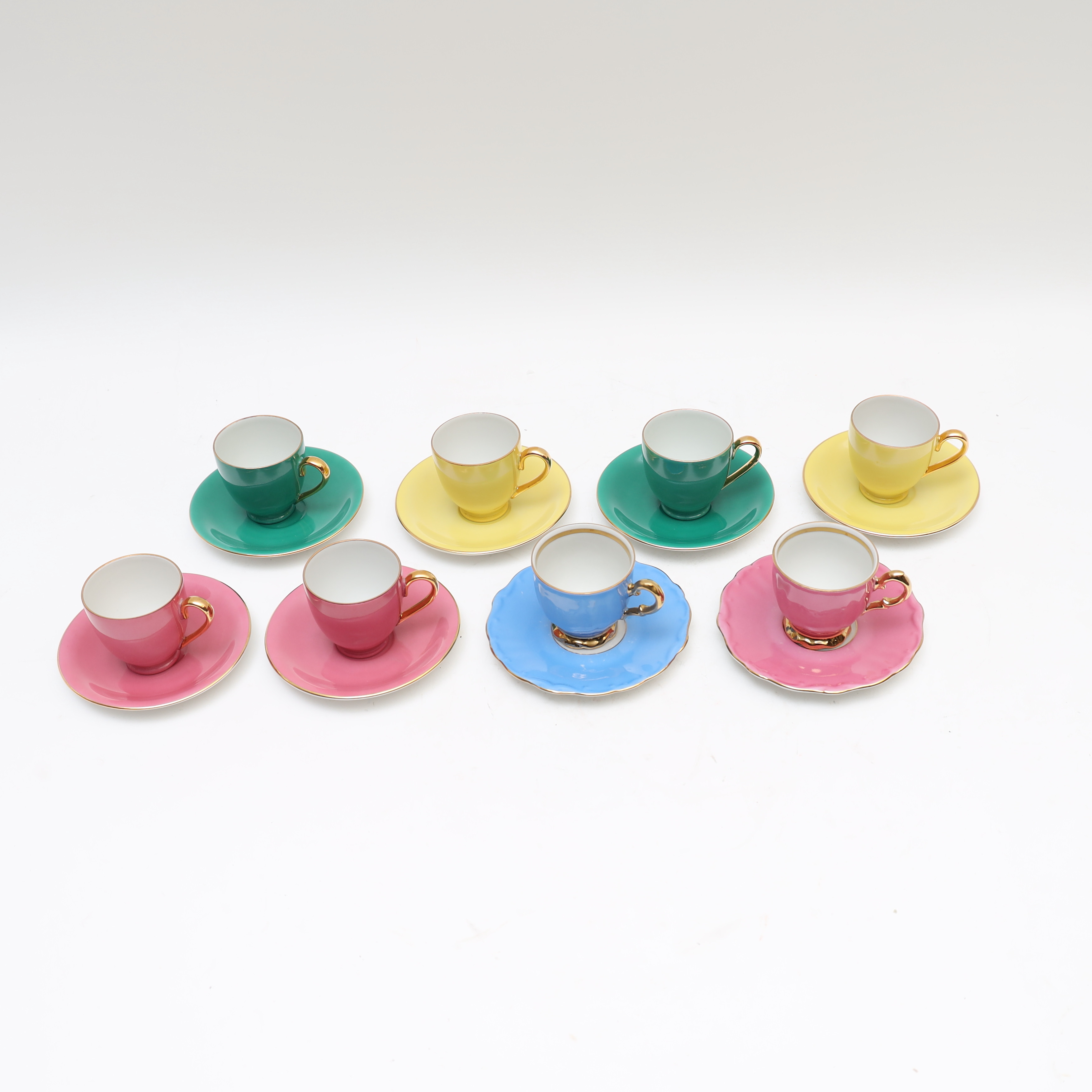 MOCCAKOPPAR, 8st, Bavaria, olikfärgad dekor.