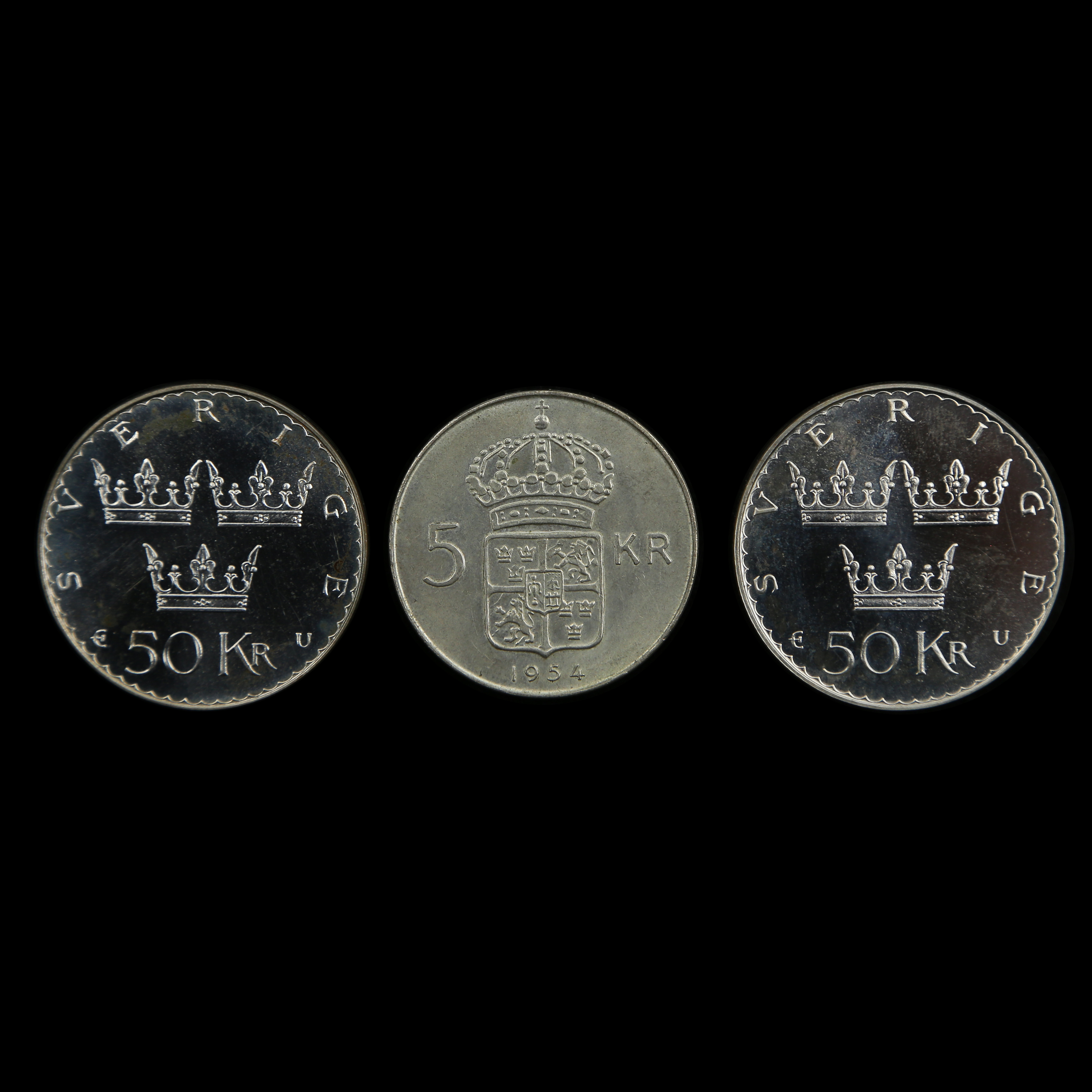 3 SILVERMYNT, SVERIGE, 50 KRONOR (2), 5 KRONOR (1).