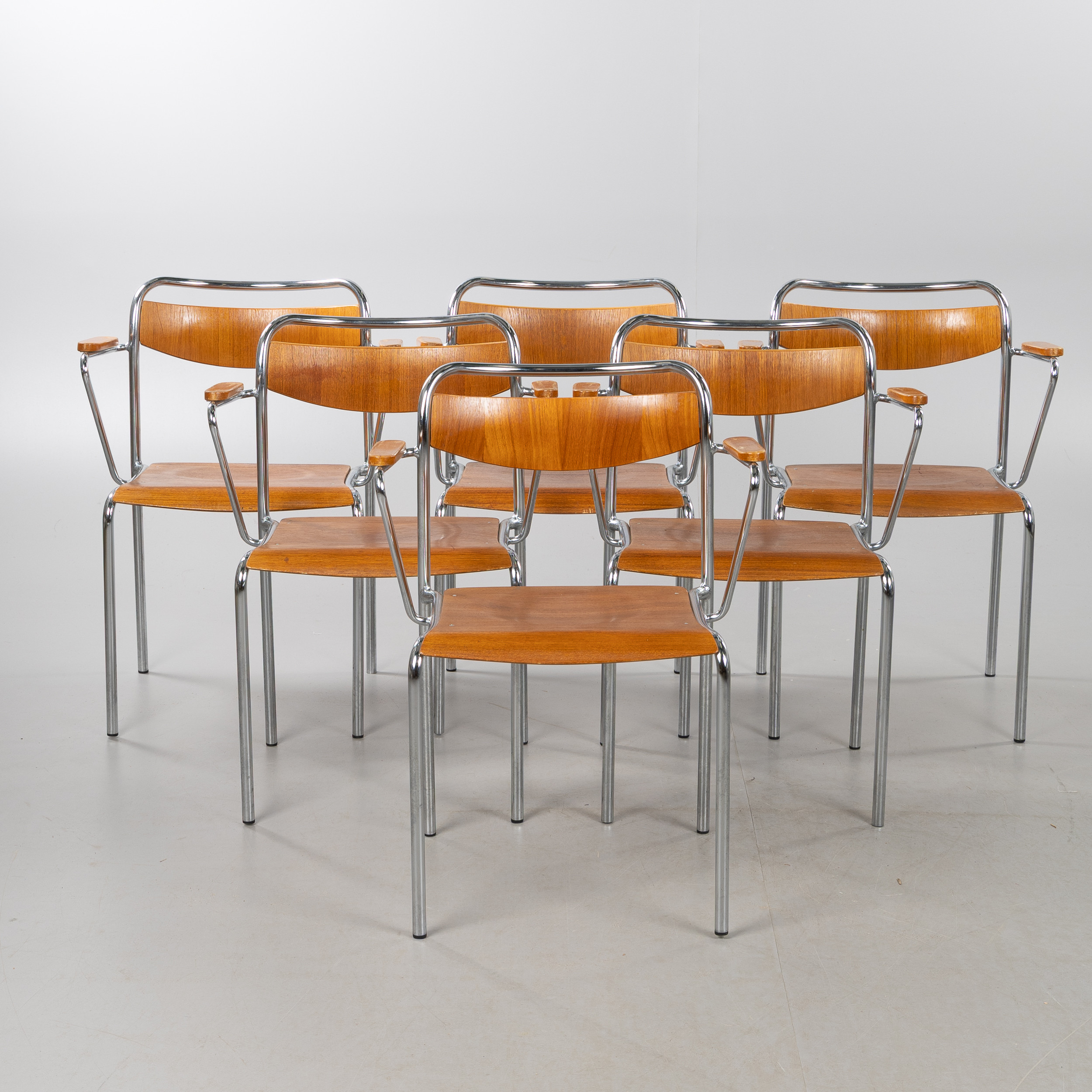 KARMSTOLAR, 6 stycken, kromad metall och teak, Lindqvist, 1900-talets andra hälft.