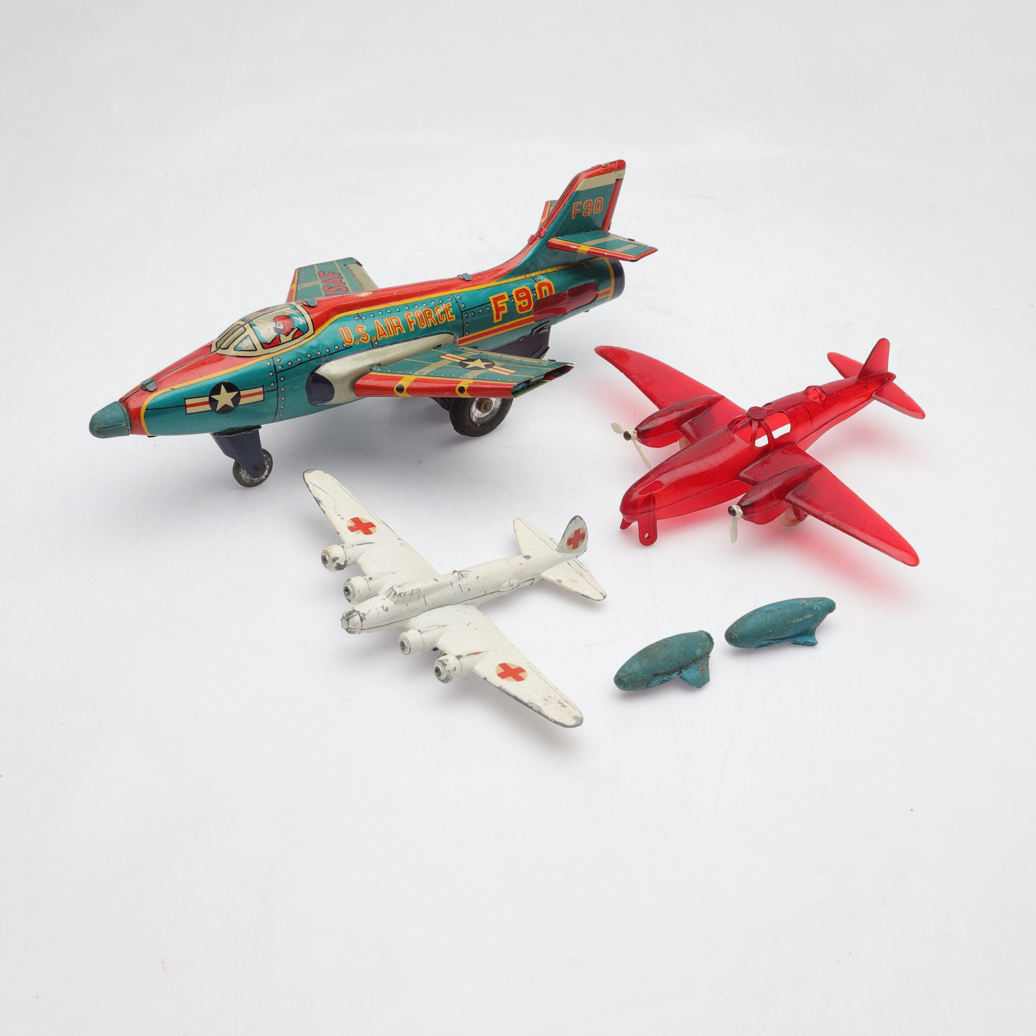 FLYGPLAN, 3 st, plast/plåt, b.la. Tekno, Danmark.