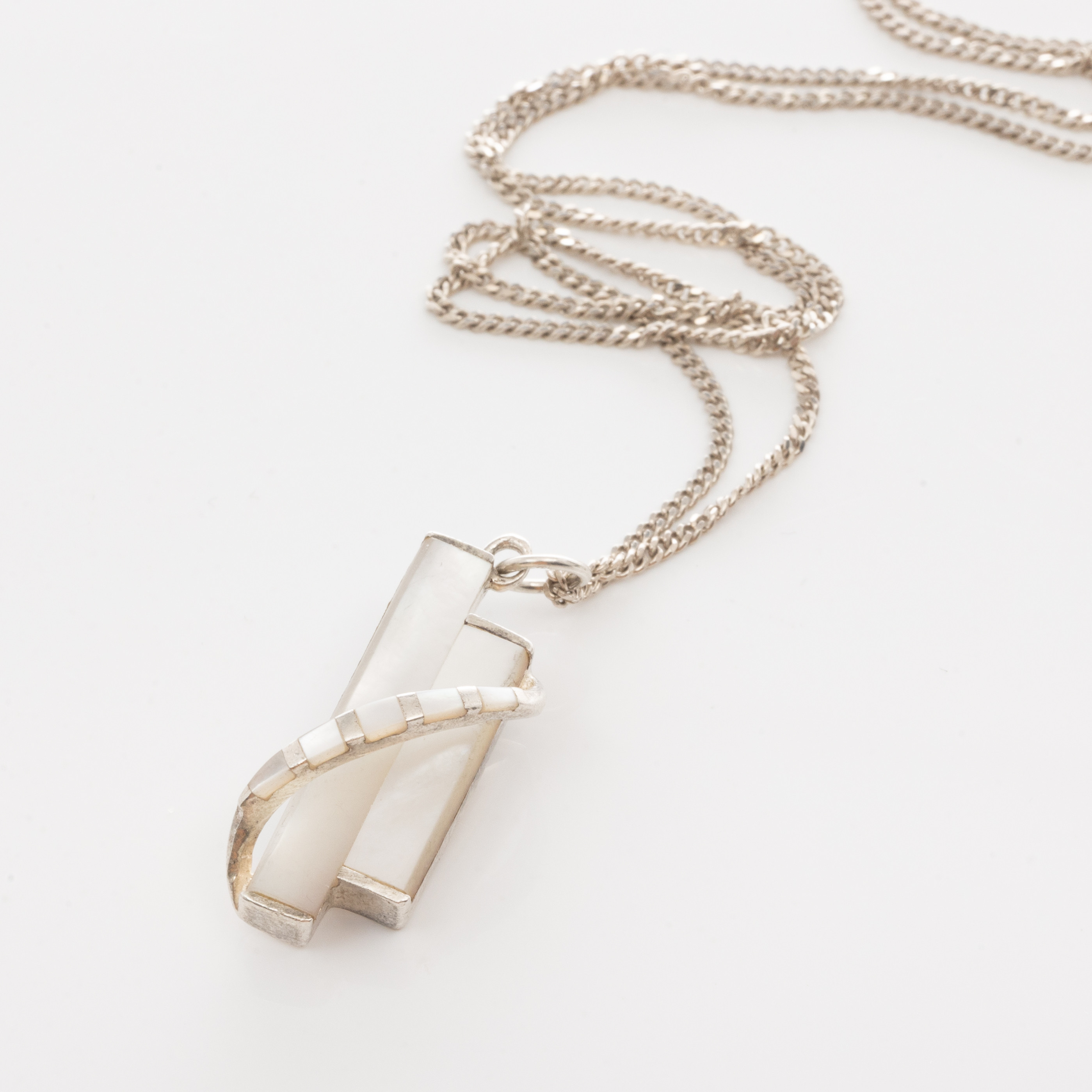 COLLIER, Sterlingsilver, Pärlemor.