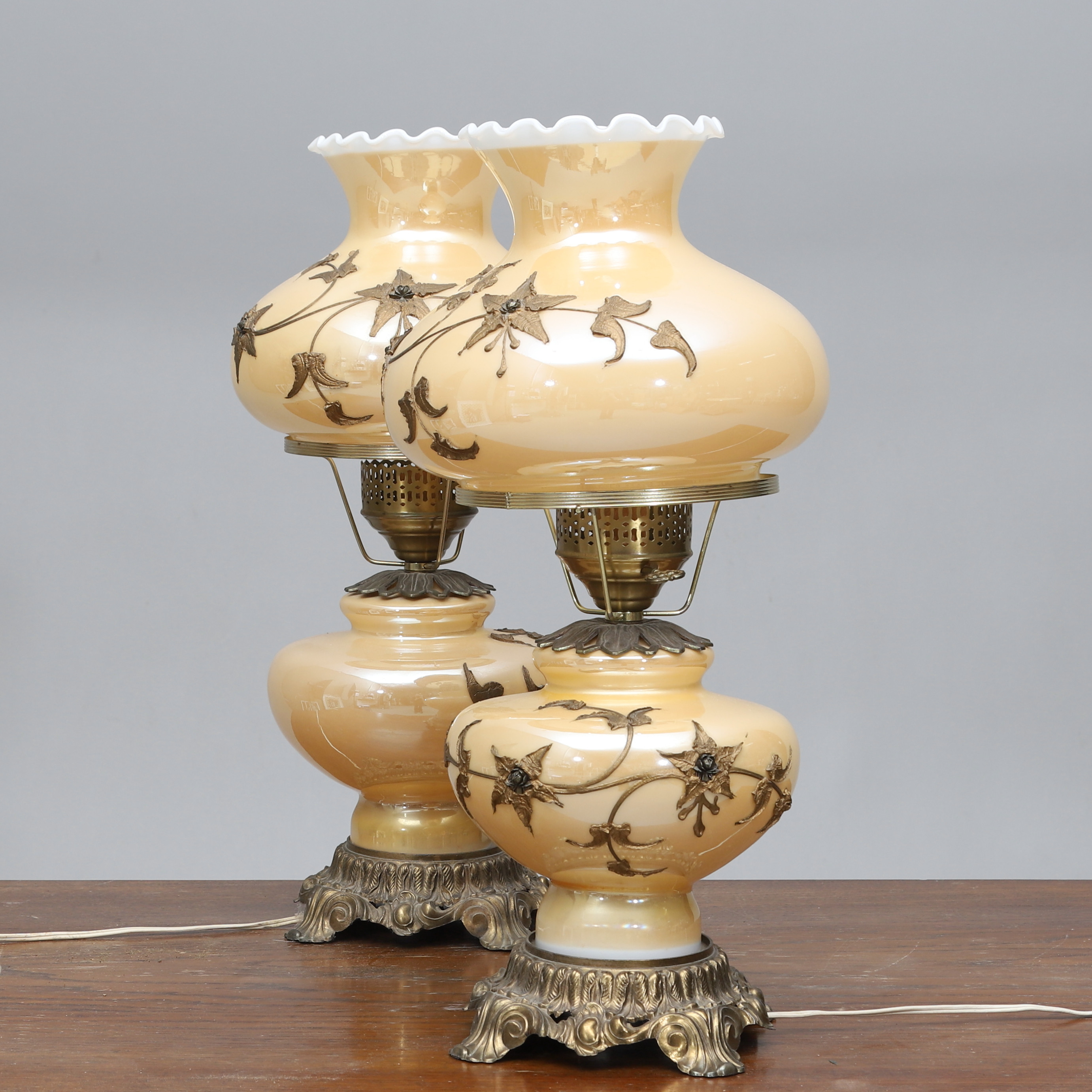 BORDSLAMPOR, 1 par, glas/metall, L&L WMC, 1900-talets andra hälft.
