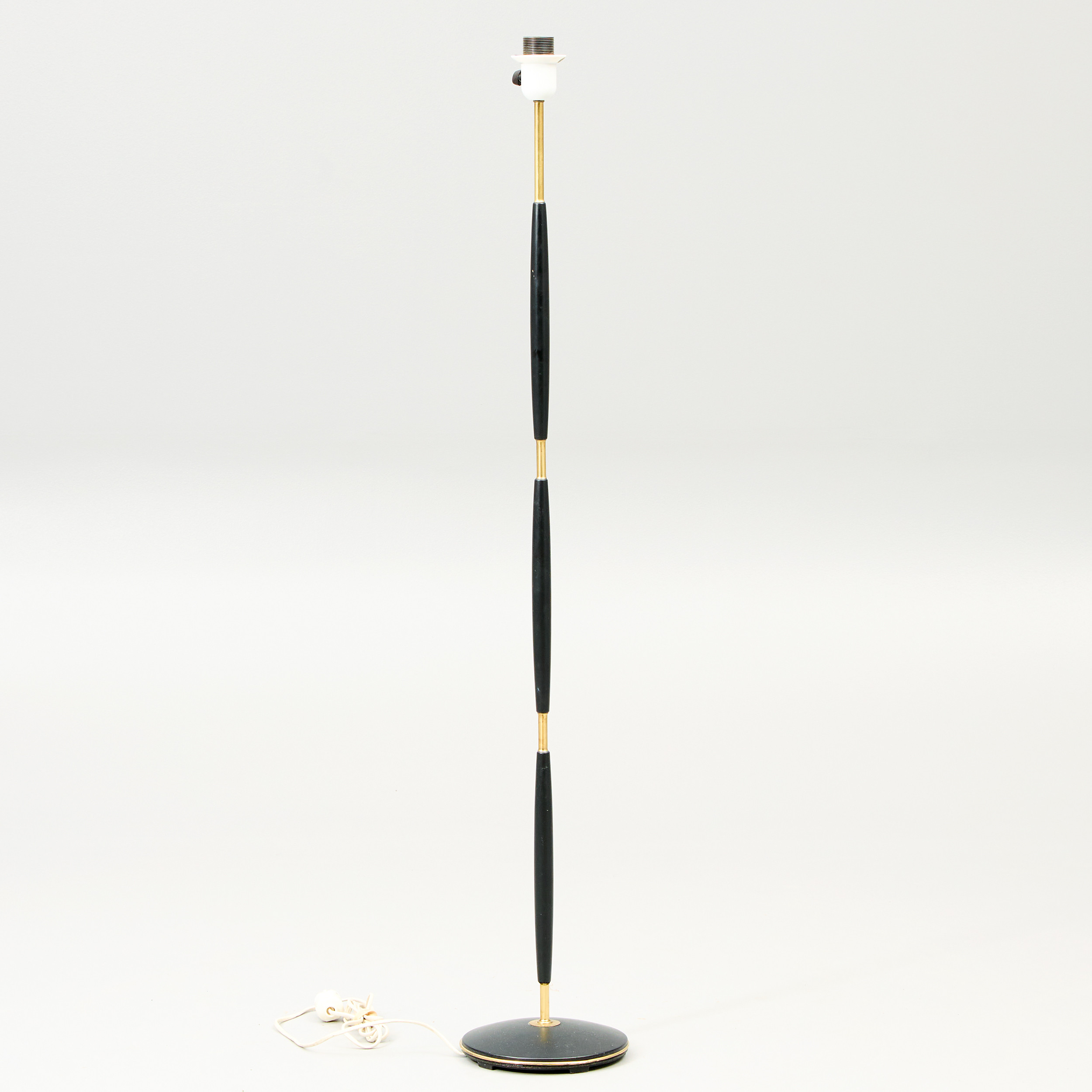 GOLVLAMPA Eskilstuna 1900-talets mitt.
