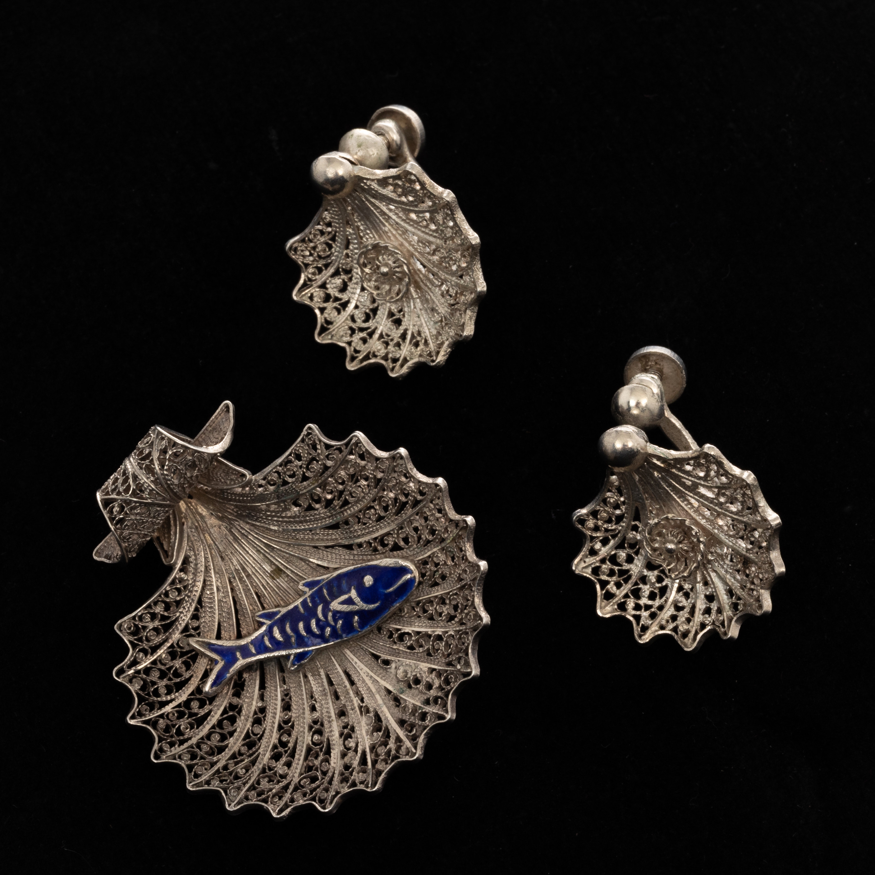 BROSCH & ÖRHÄNGEN, Silver, Filigrandekor.