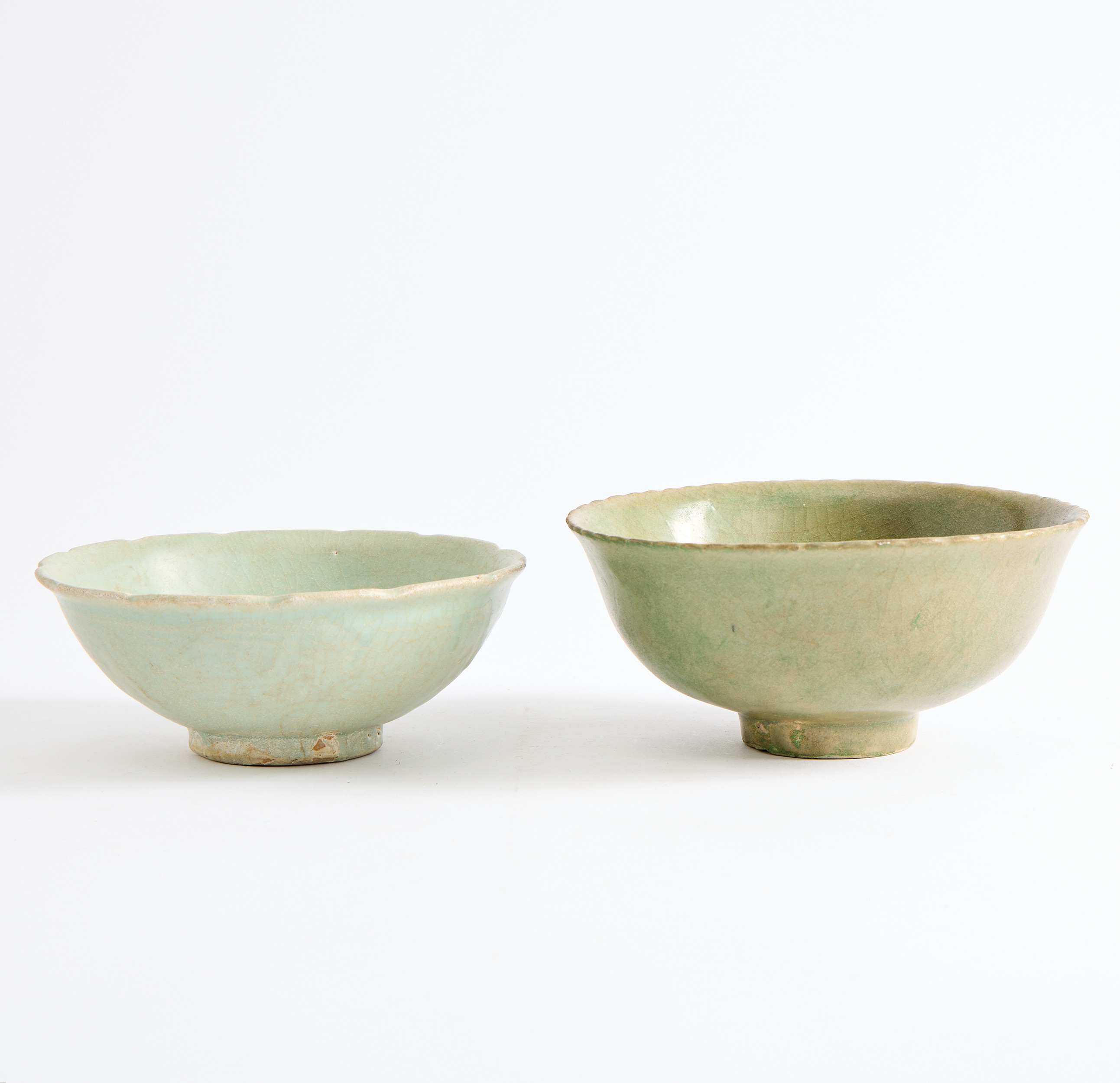 SKÅLAR, två stycken, Kina Song/Yuan (960-1279) glaserat stengods.