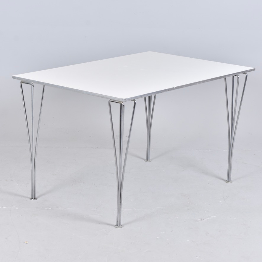 BRUNO MATHSSON & PIET HEIN. Matbord "Superellips", för Fritz Hansen Danmark, 1984.