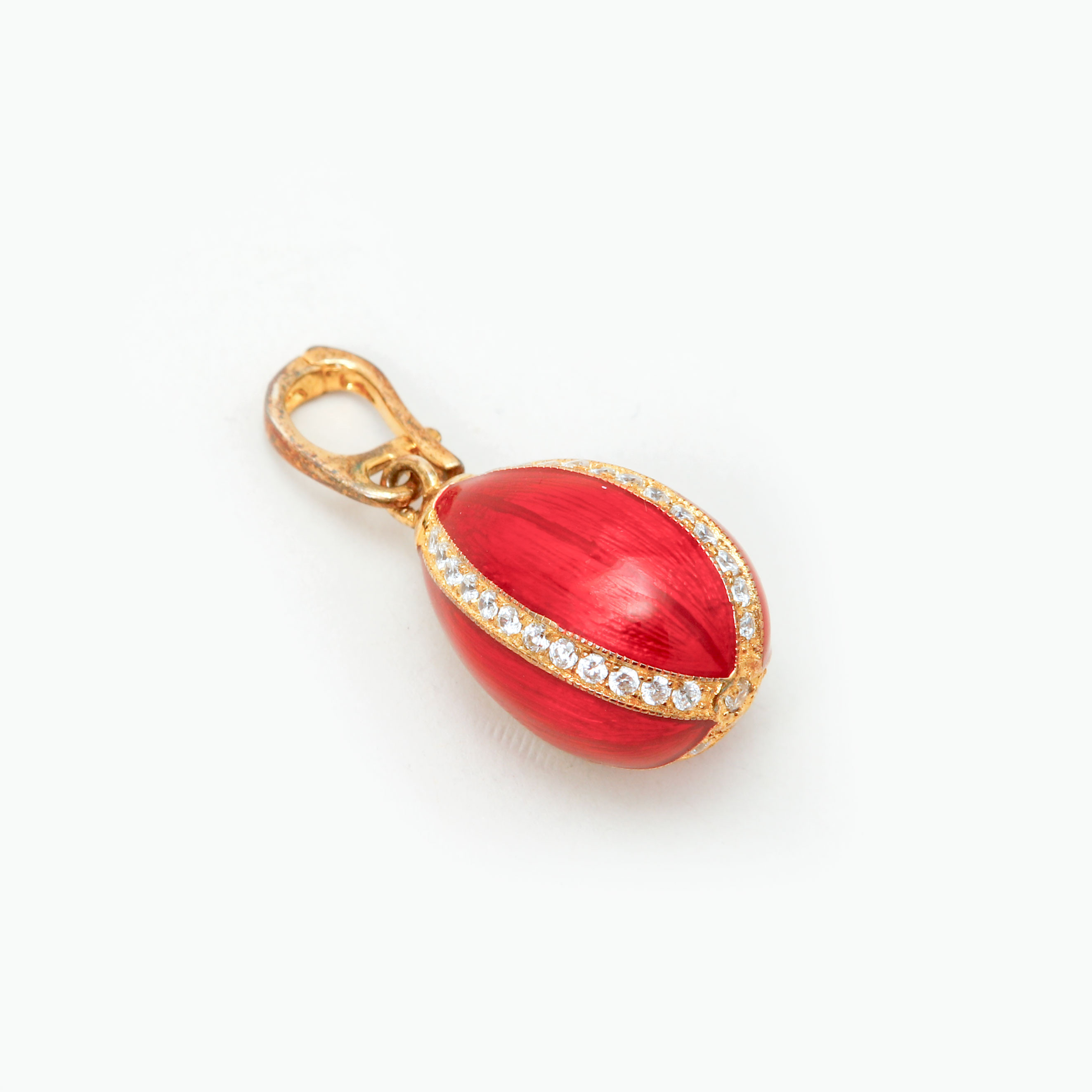 HÄNGE, ägg, förgyllt silver och röd emalj, Carl Fabergé by A Jewel Veronika.