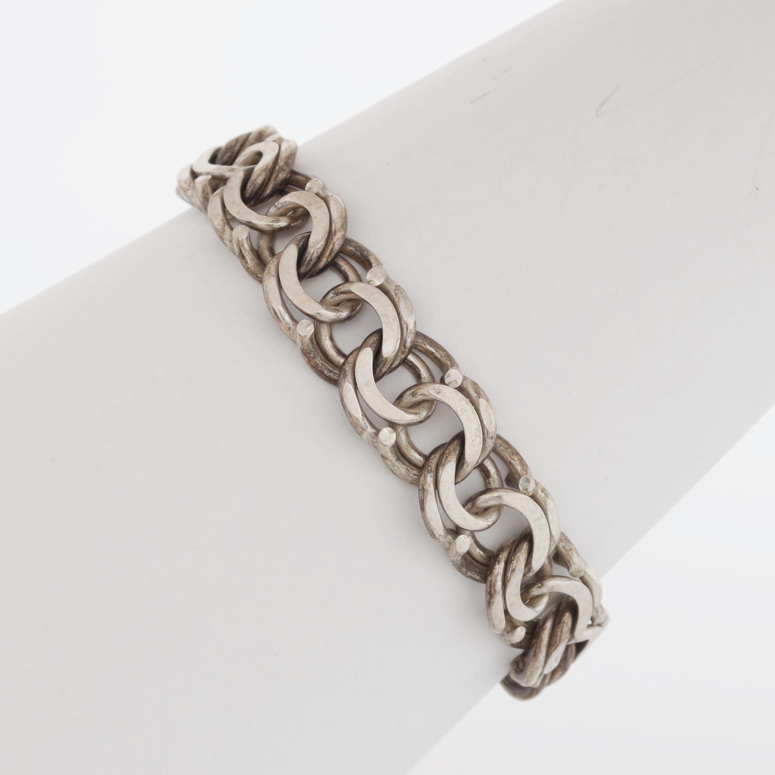 ARMBAND, silver, NSE, Köping, 1983, vikt 32 gram.