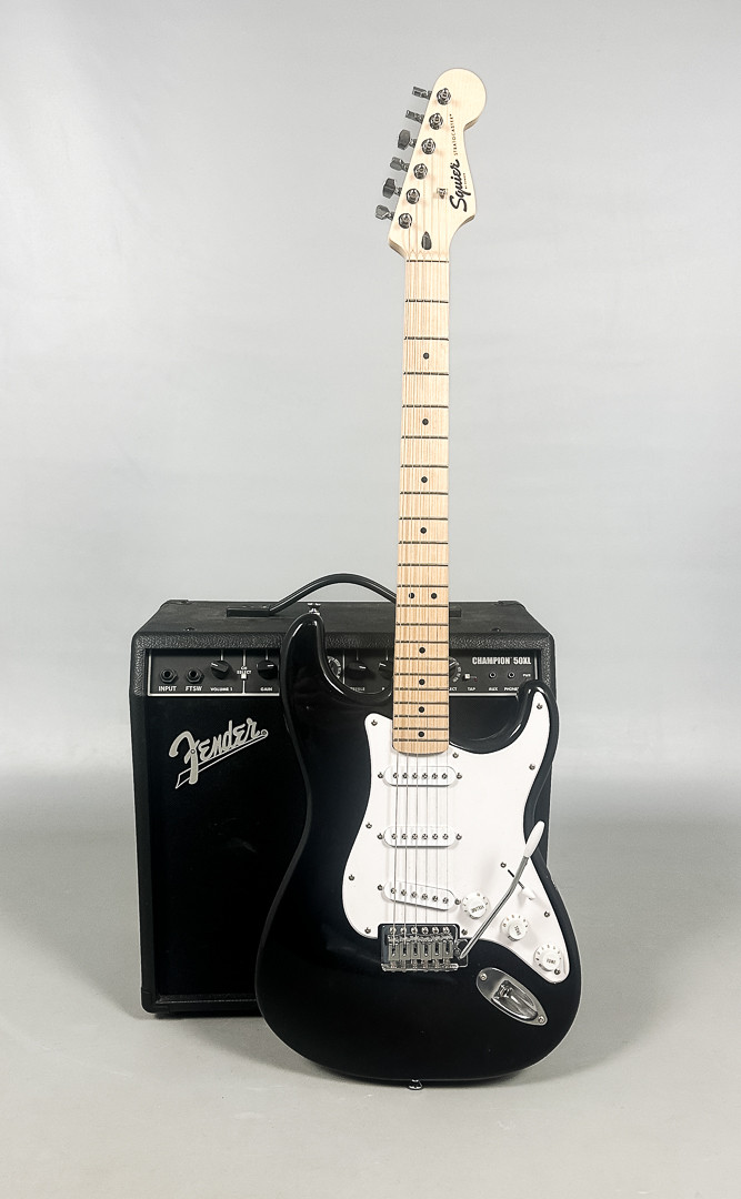 ELGITARR & FÖRSTÄRKARE, Spuier Stratocaster By Fender.