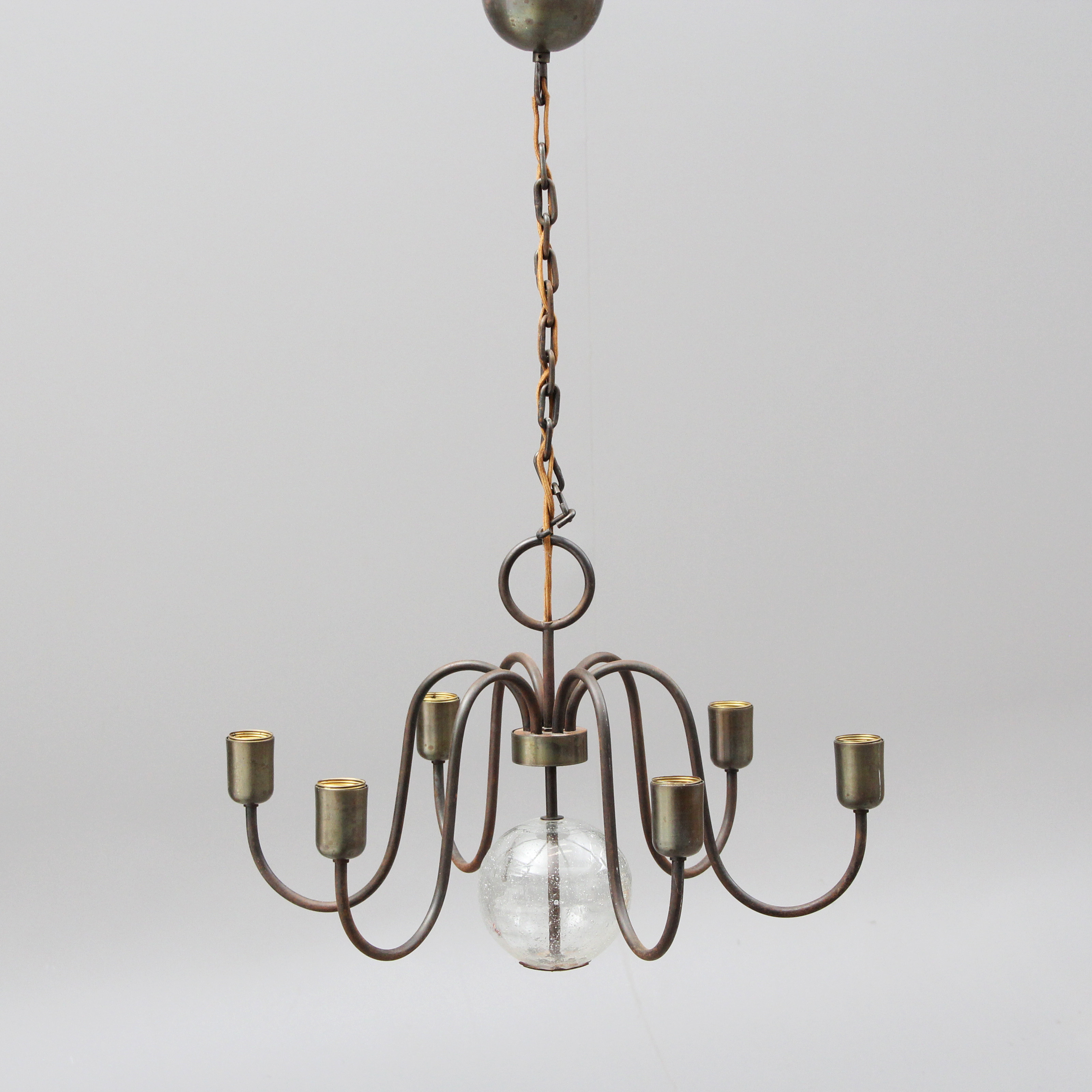 HANS BERGSTRÖM. TAKLAMPA, metall/glas, Ateljé Lyktan, modell 16.
