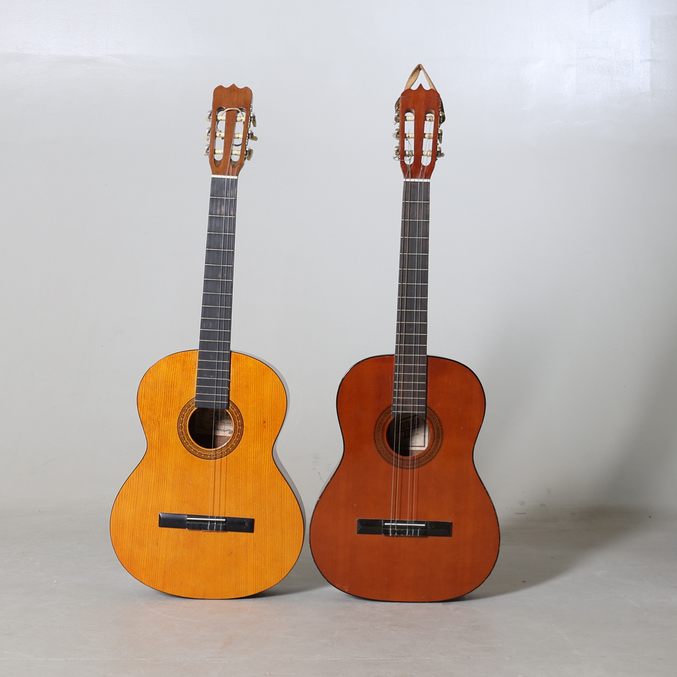 GITARRER, 2 st, Hondo och Y.J Big sound.