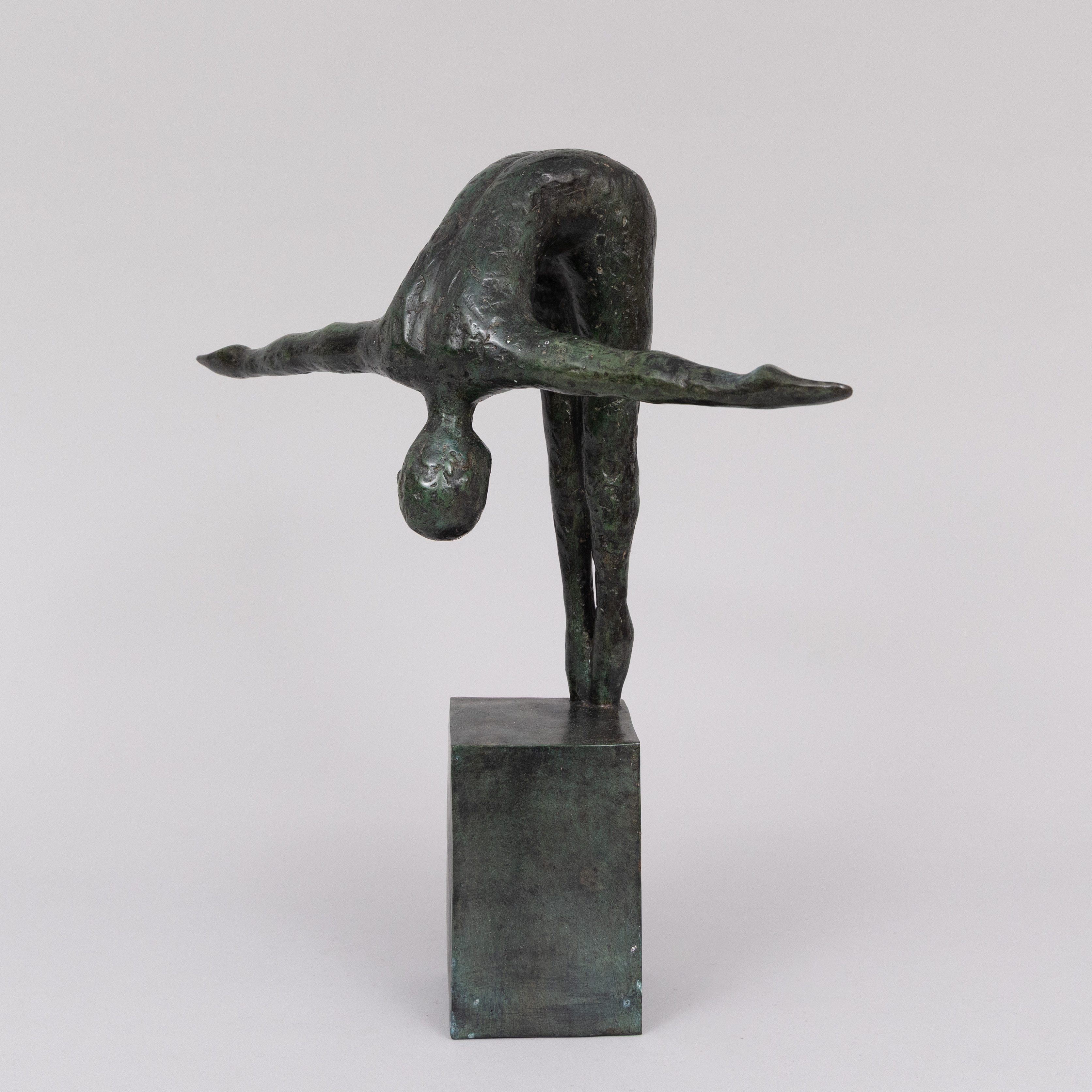 SKULPTUR, Simhoppare, guldpatinerad brons, Art People Gallery, Sweden, stämplad A P G.