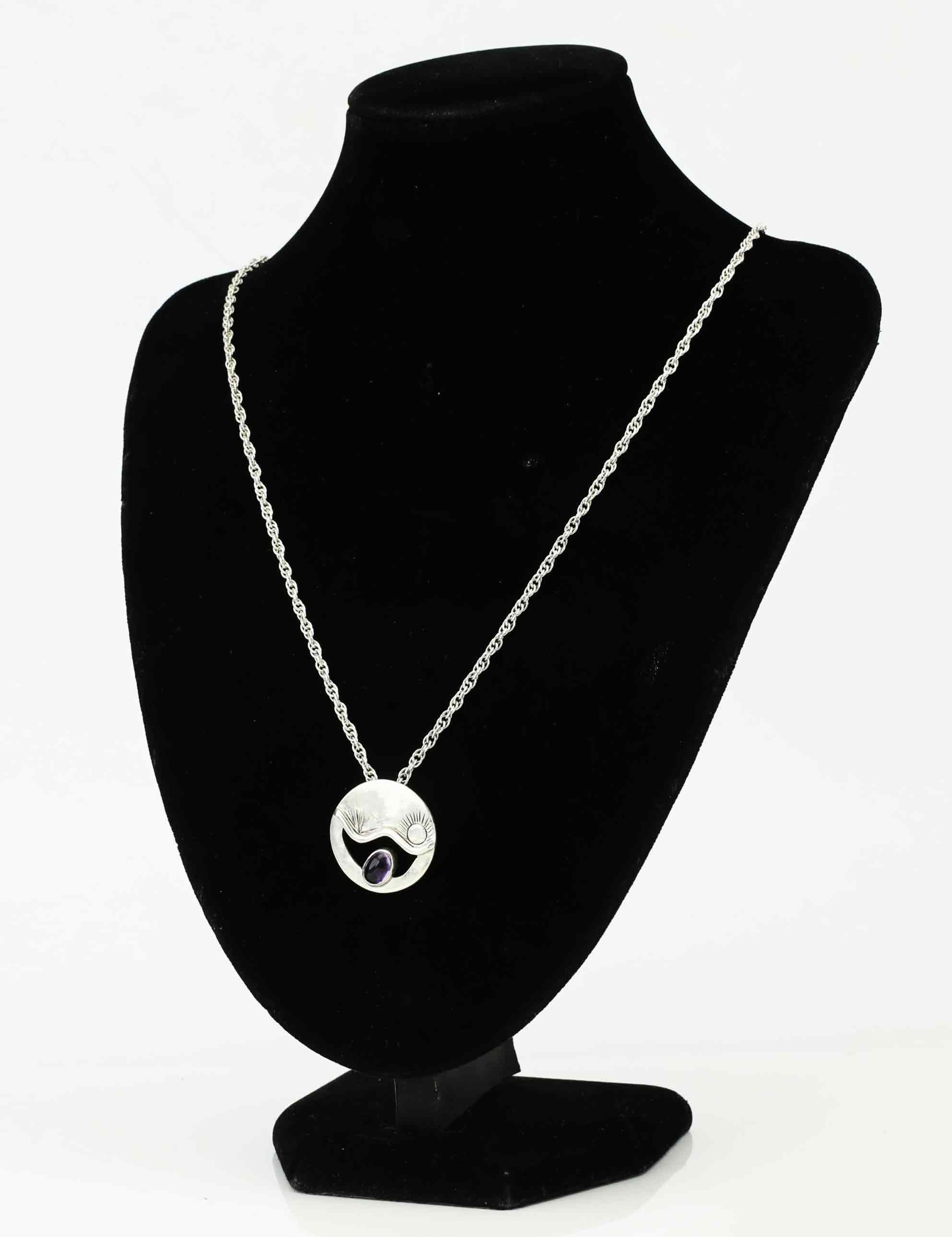 HALSBAND MED HÄNGE, ametist, sterlingsilver, 1900-talets andra hälft.