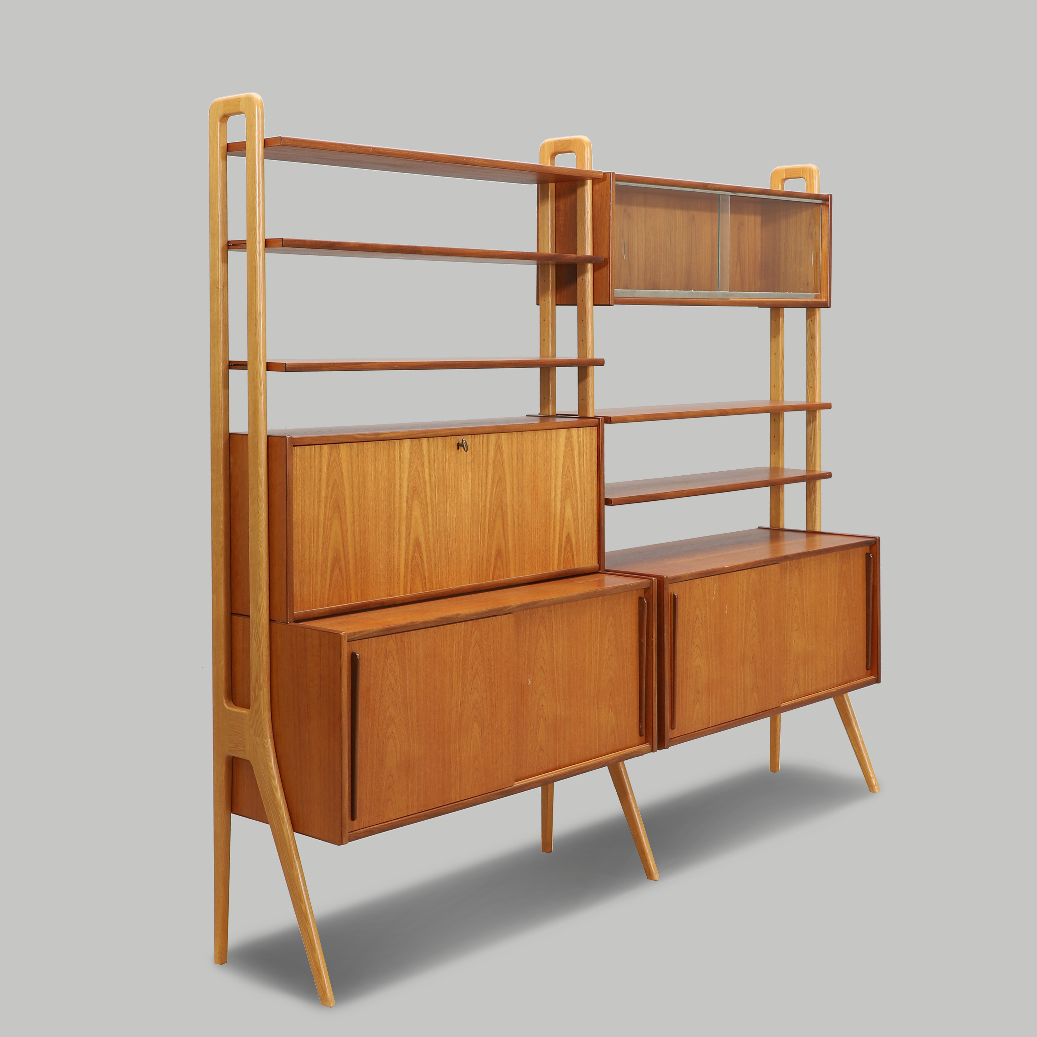 BOKHYLLA, teak och ek, 1950/60-tal.