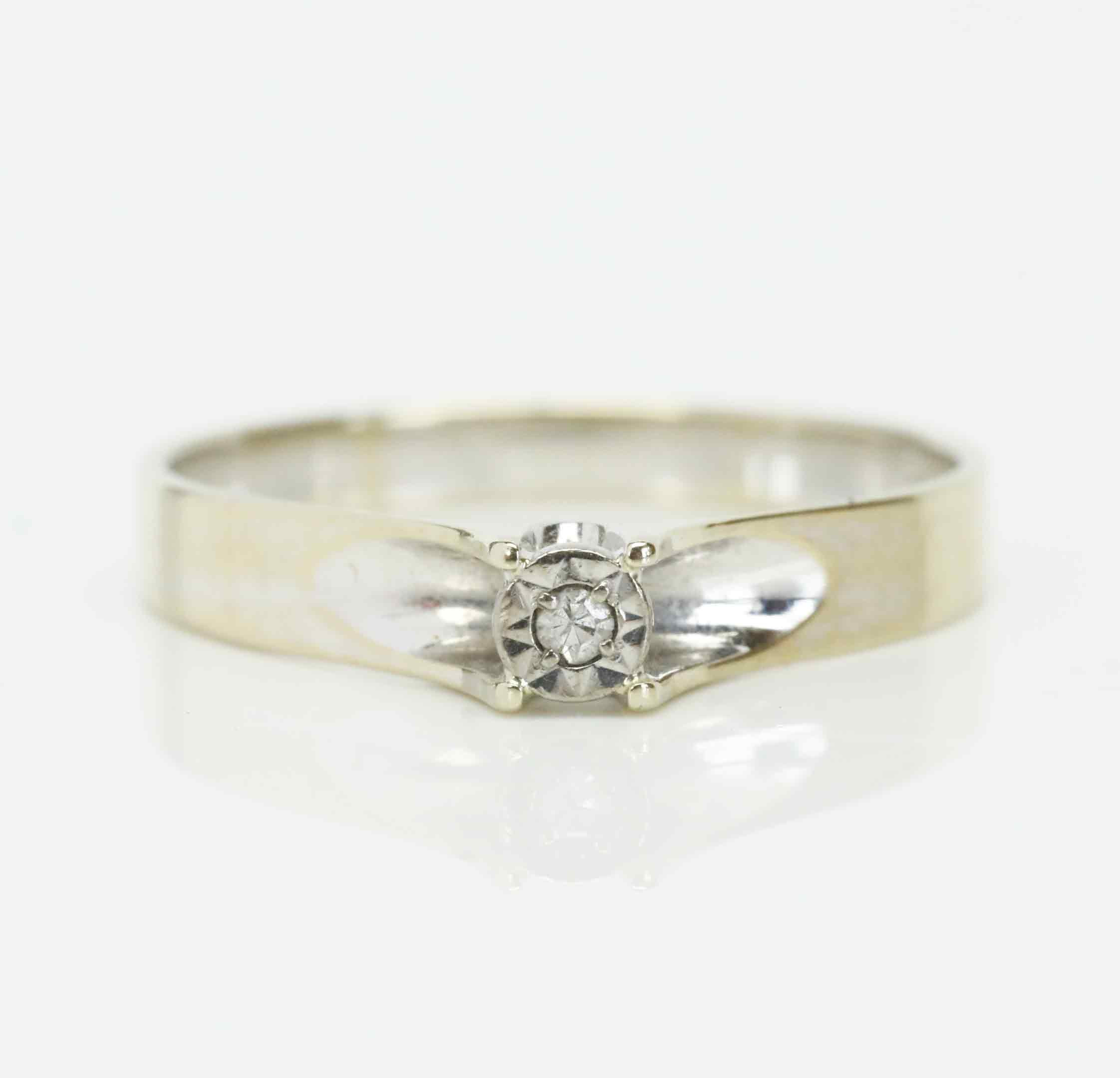 ENSTENSRING, diamant, vitguld 18K, GFAB, 1980.