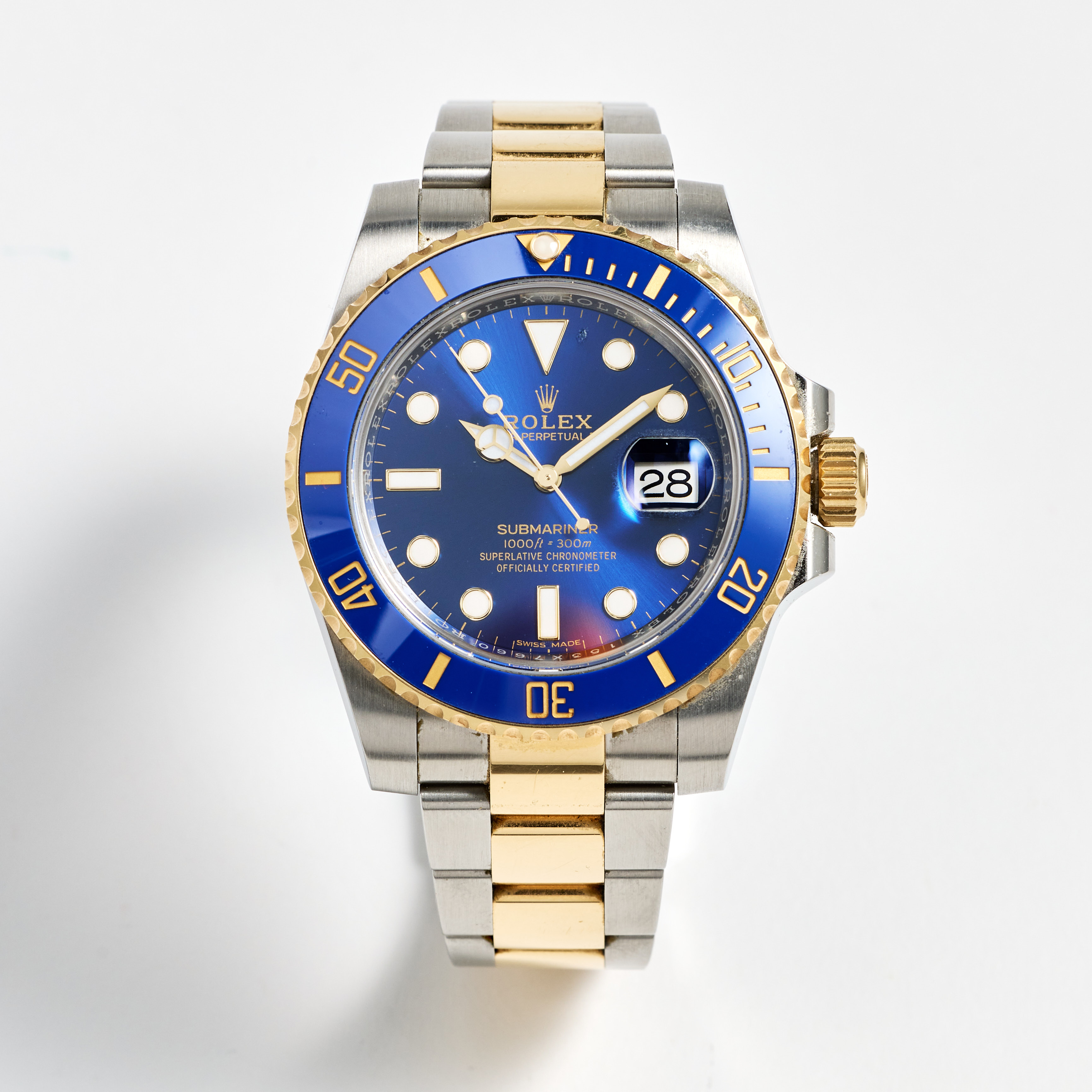 ROLEX, Oyster Perpetual Date, Submariner (1000ft = 300 m), Chronometer, armbandsur, 40 mm, stål/guld, certifikat, februari 2017.