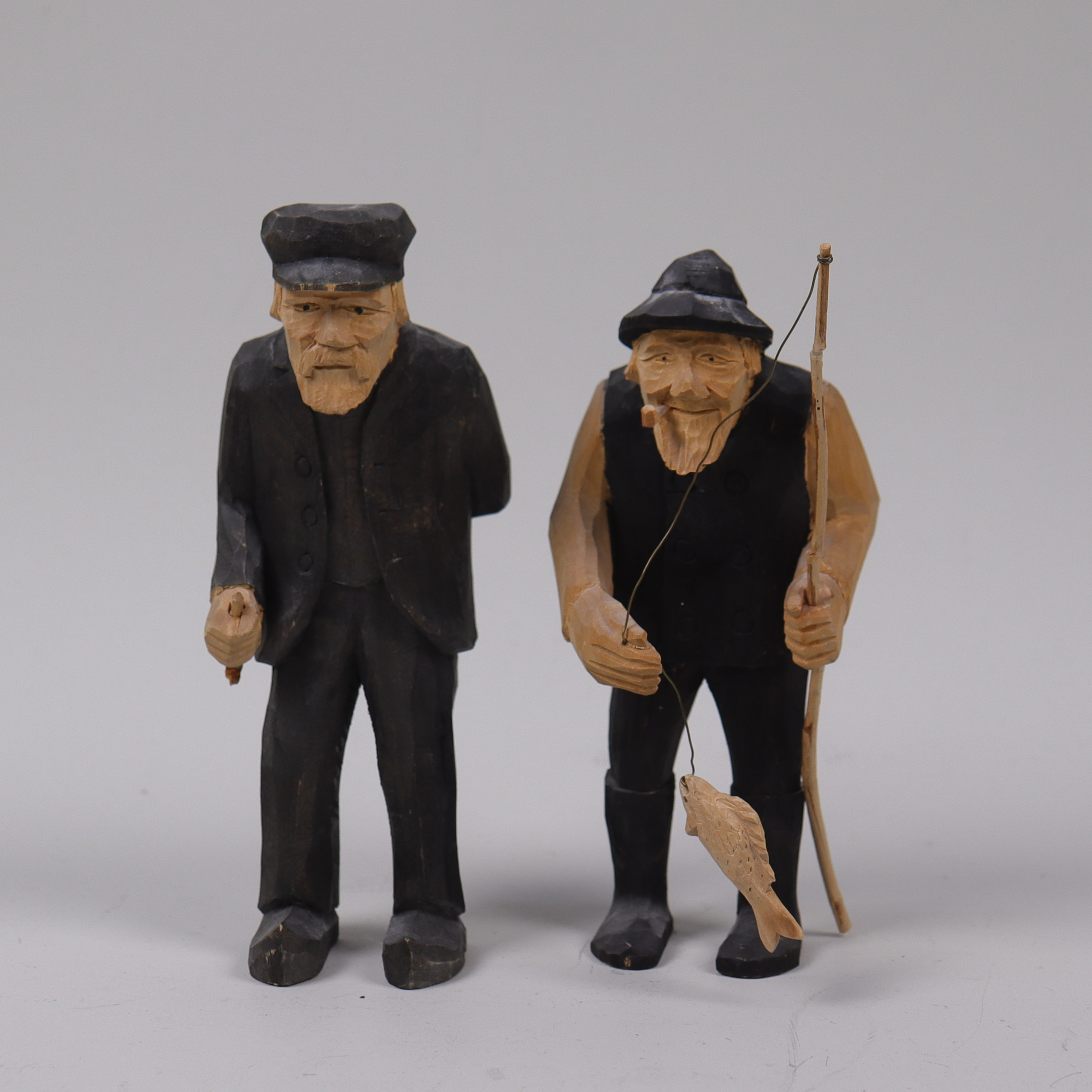 BERNHARD LJUNGGREN. träfigurer, skuret och bemålat trä, Markaryd, 2 st.