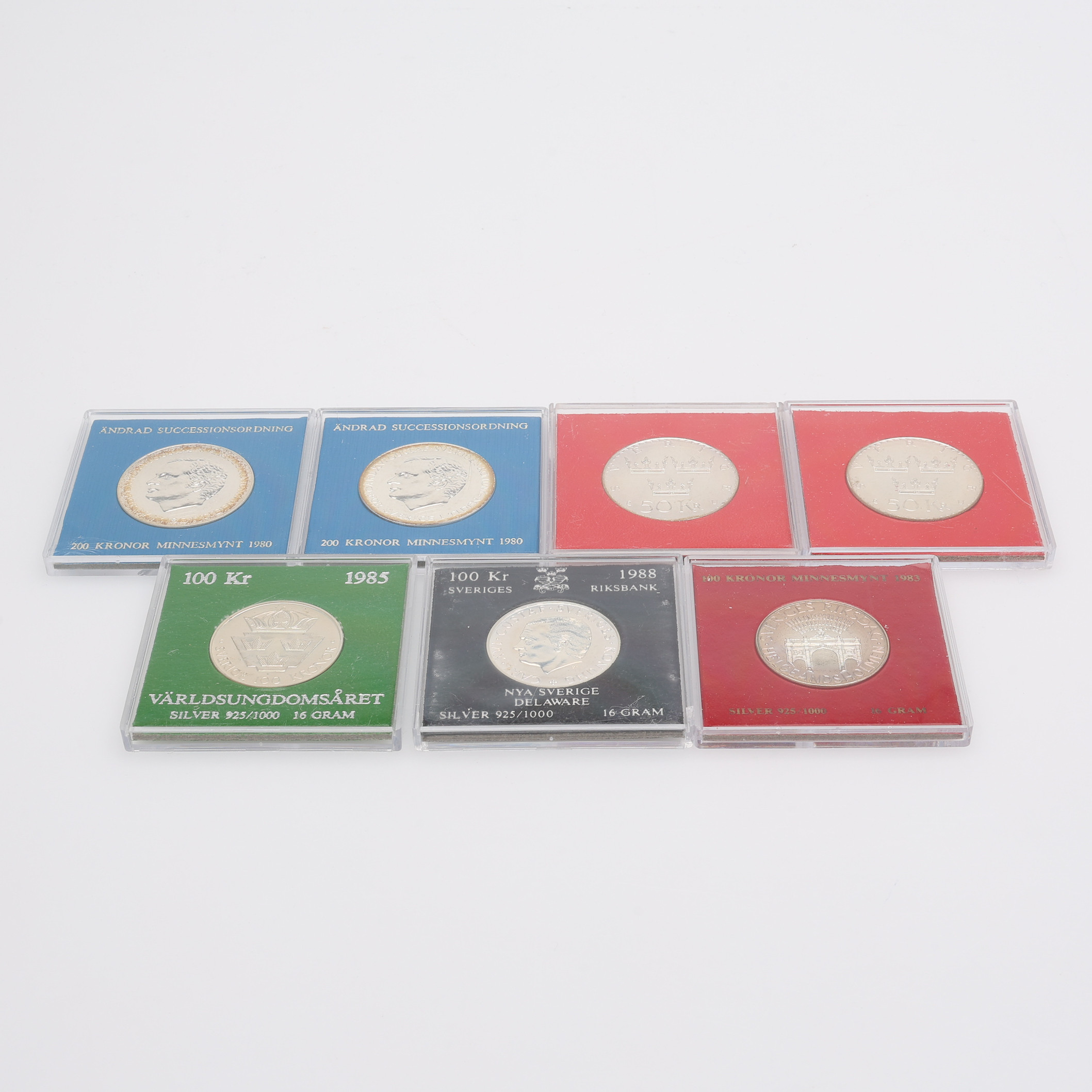 7 MINNESMYNT AV SILVER, TOTAL VIKT 156 g.