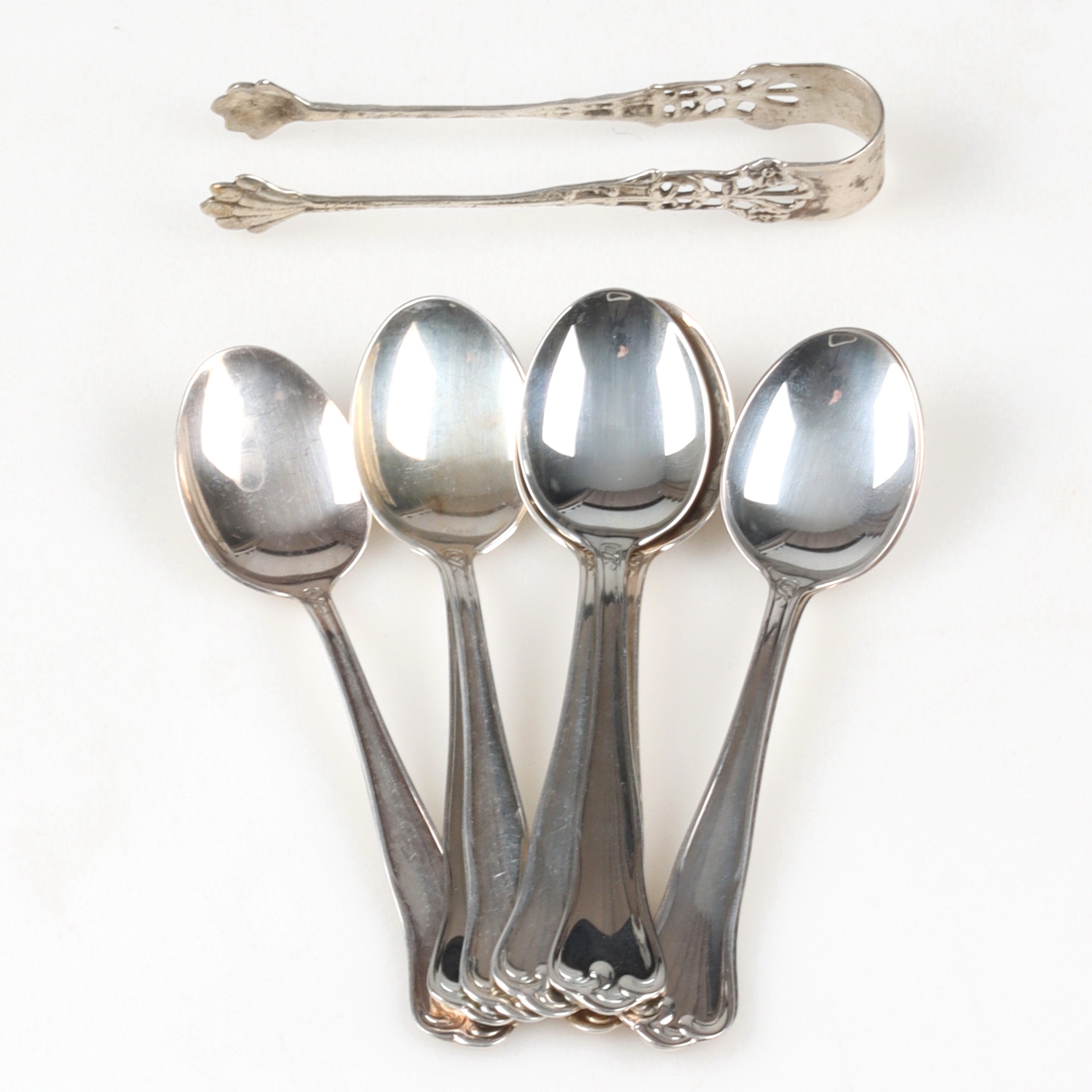 KAFFESKEDAR och sockertång, 9 delar silver, mestadels, "Symfoni", Mema, 1988. Vikt 117 gram.