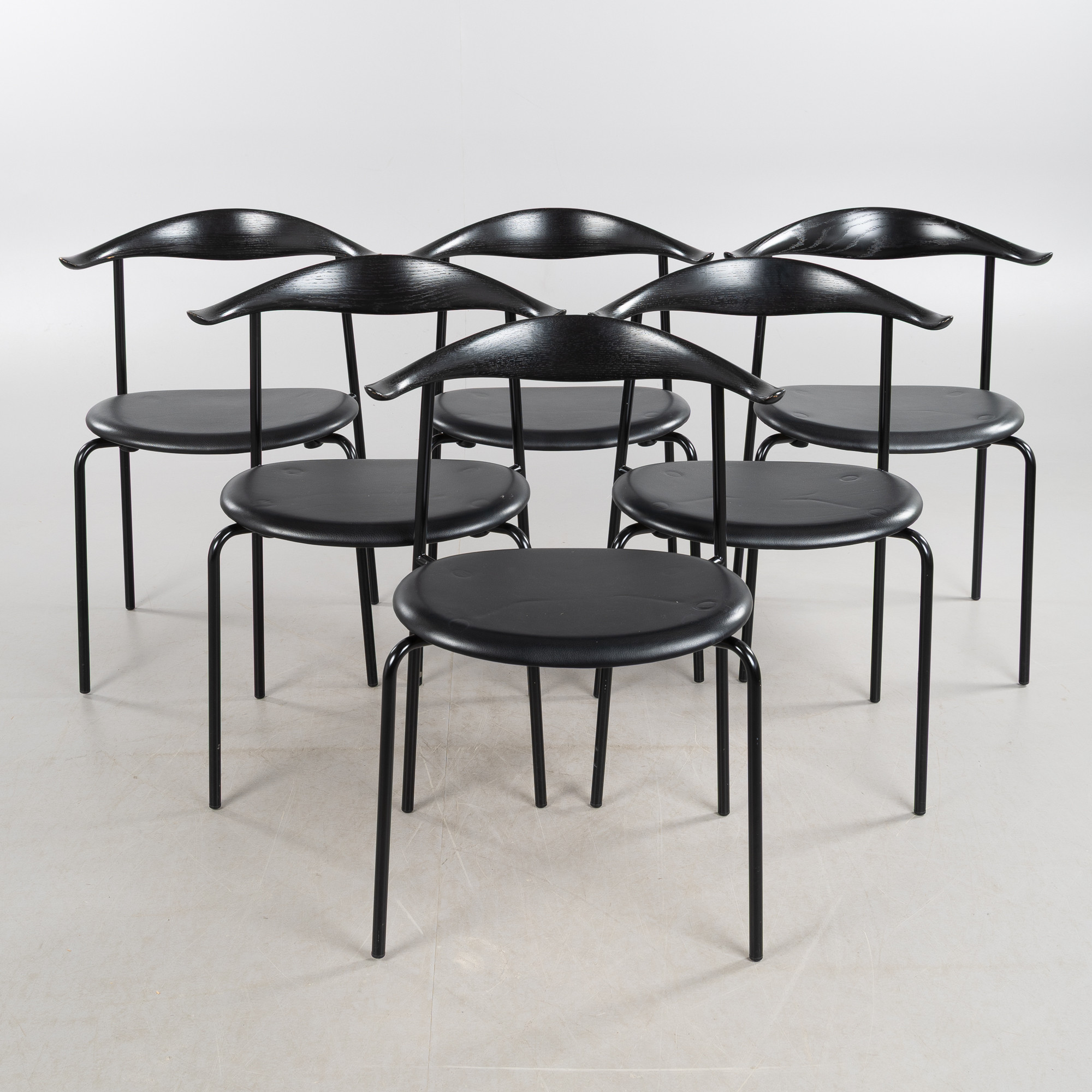 HANS J WEGNER. Stolar, 6 stycken, Carl Hansen & Søn, "CH88F", samtida.