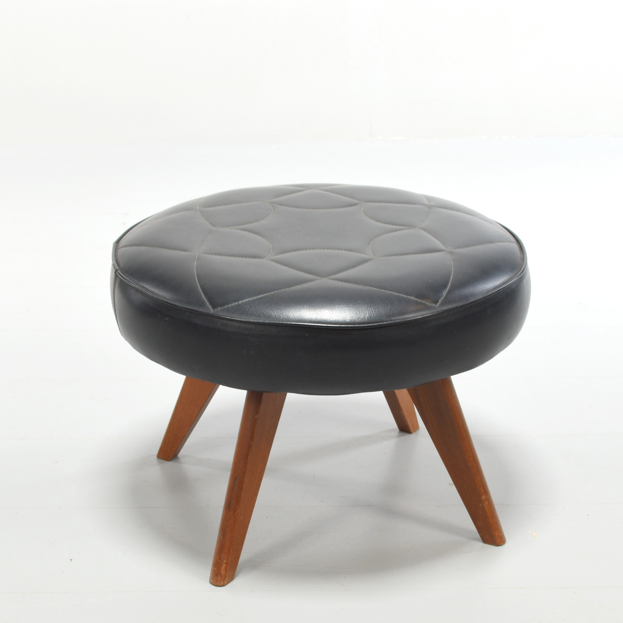 PALL, Skinn, Teak, Mässing, 1950-60-tal.
