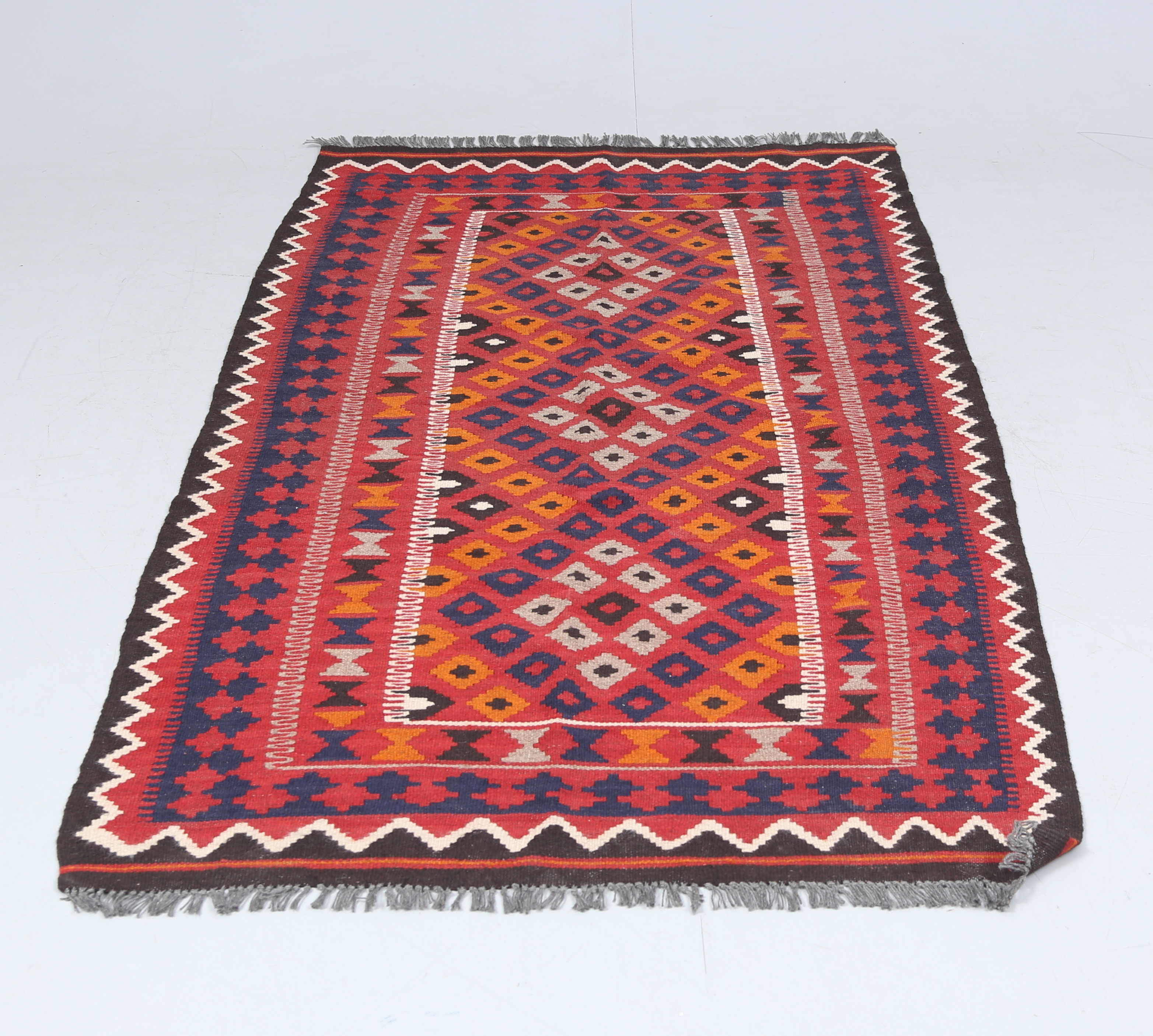 MATTA, kelim, ca 194x105 cm.