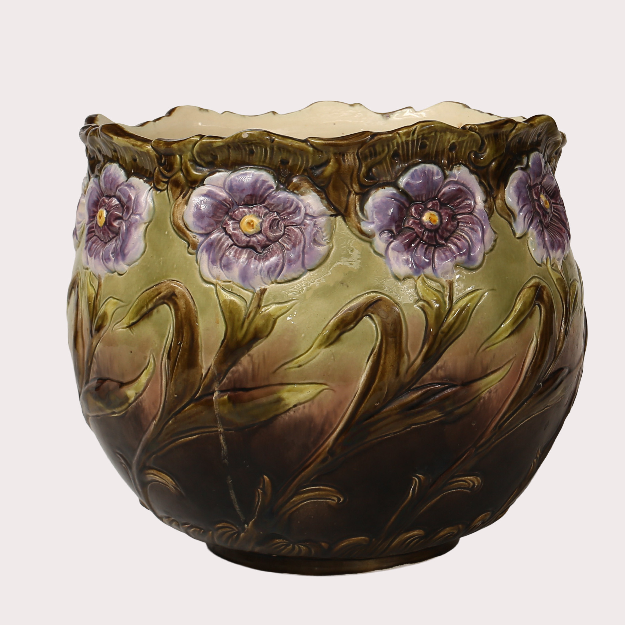 YTTERFODER, flintgods, Art Noveau, blomsterdekor i relief , ca år 1900.