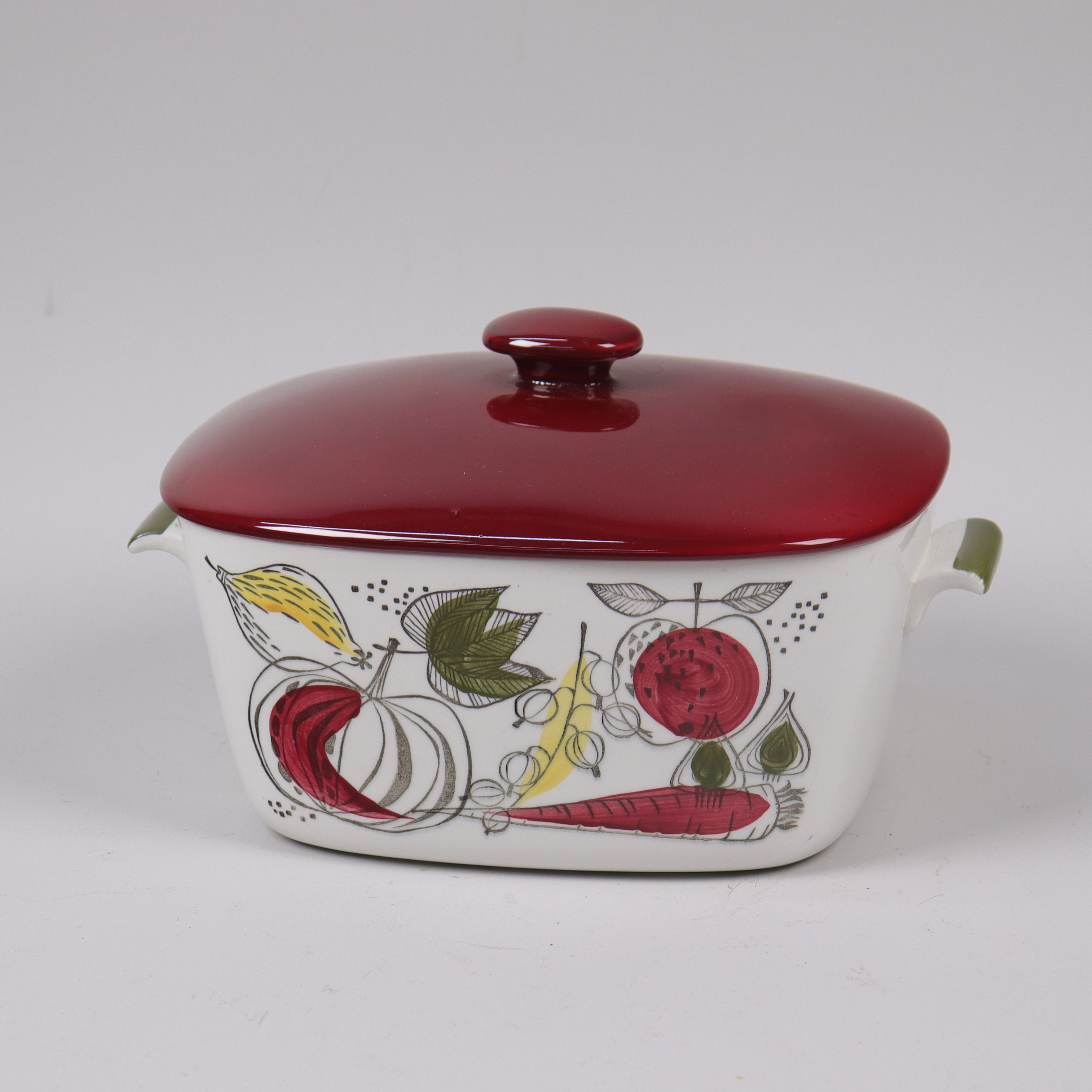 MARIANNE WESTMAN. "Verdura", Rörstrand, karott med lock, 1960-tal.