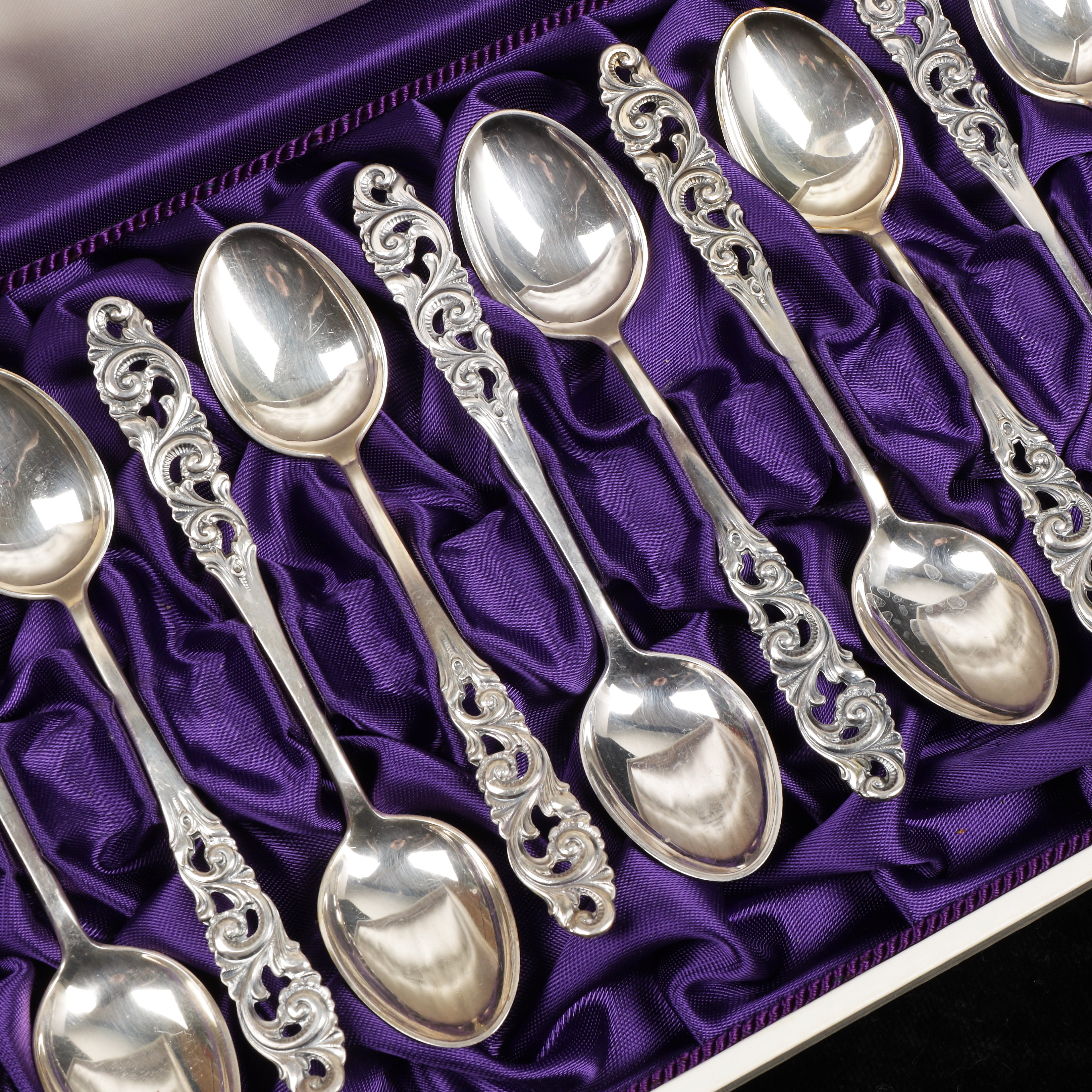 KAFFESKEDAR, 12 st, silver, vikt 121 gram.