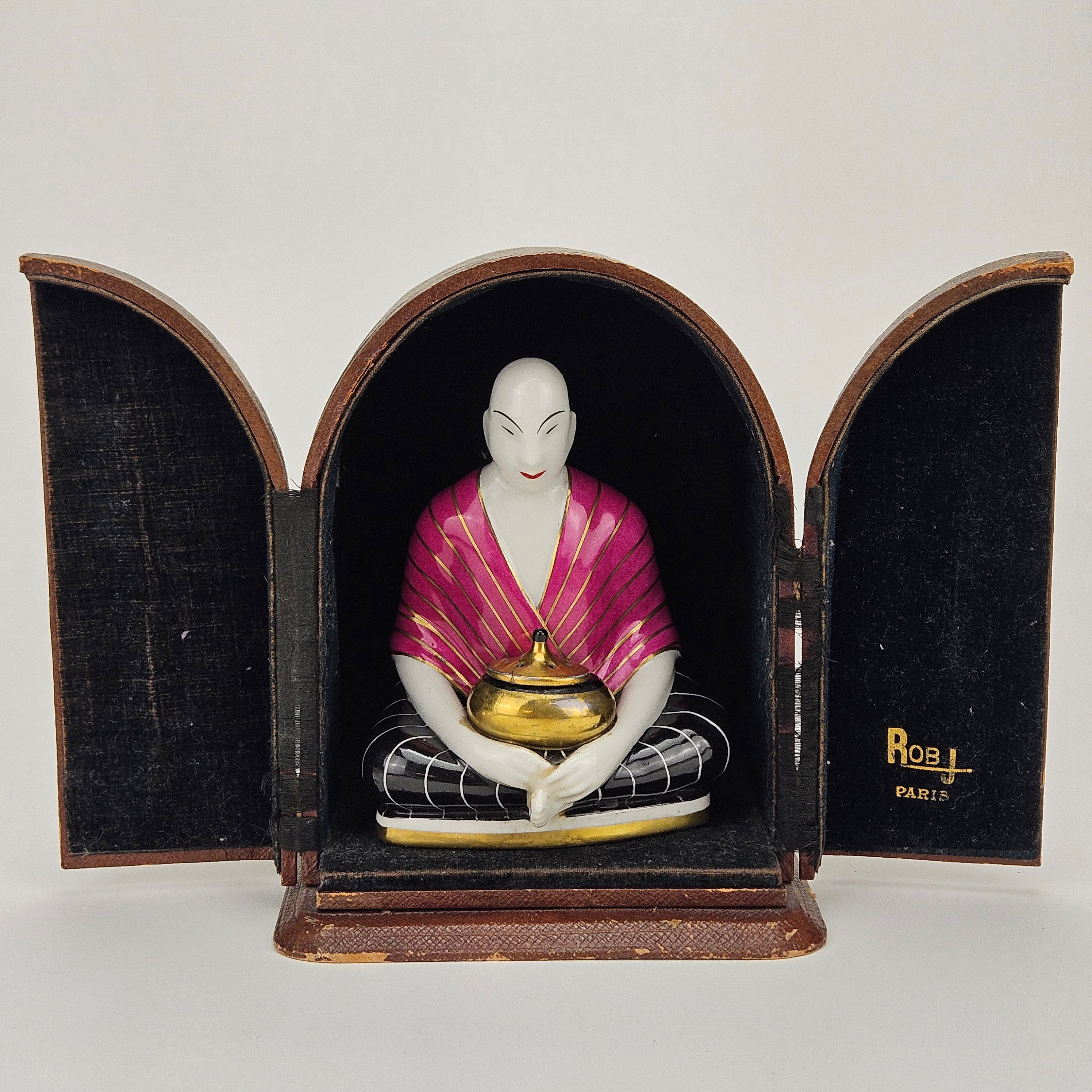 DOFTLAMPA, porslin, buddha, Robj, Paris, Frankrike.