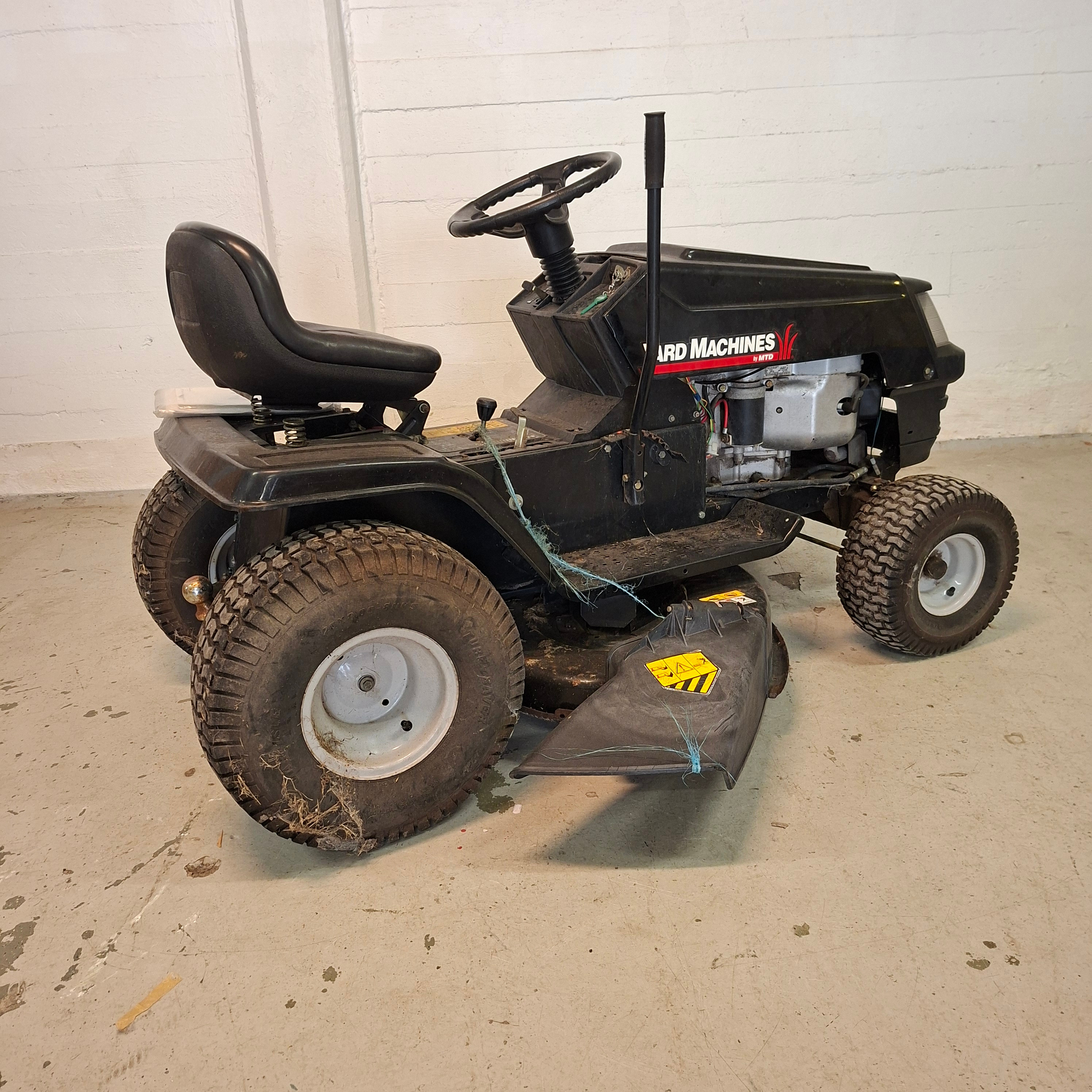 ÅKGRÄSKLIPPARE, Yard Machines, MTD.