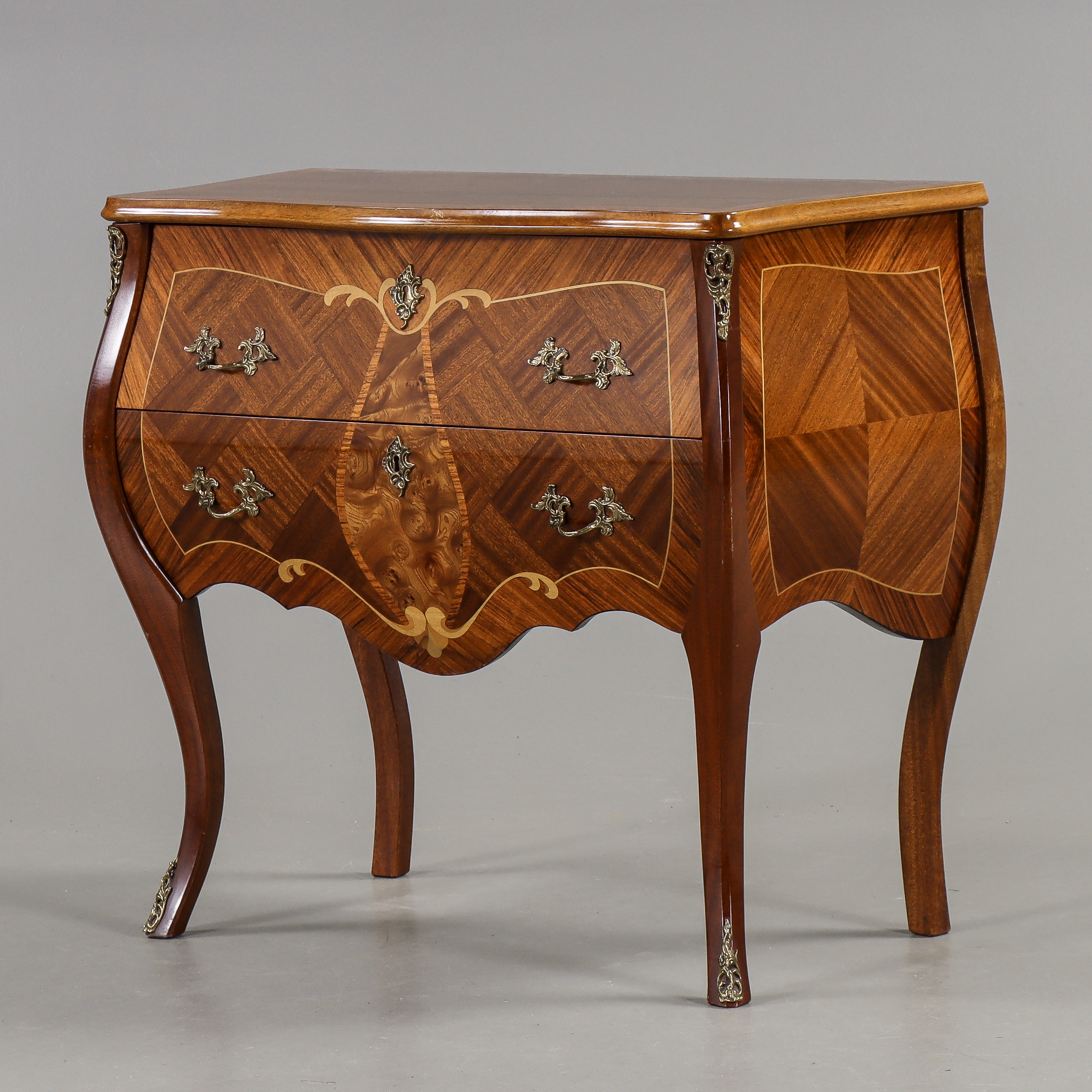 BYRÅ, Louis XV-stil, 1900-talets andra hälft.