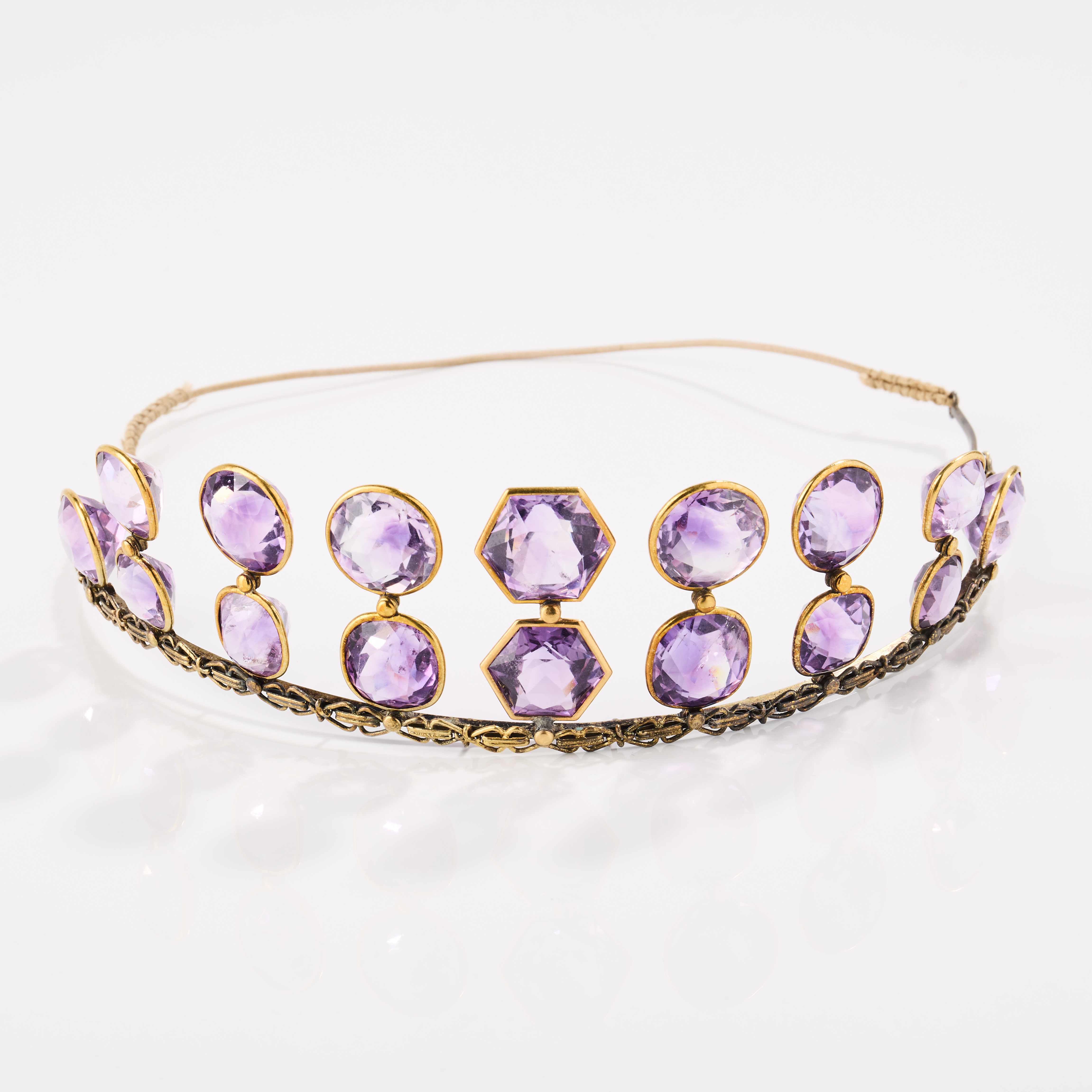 TIARA, mässing och ametister, 1890-tal.