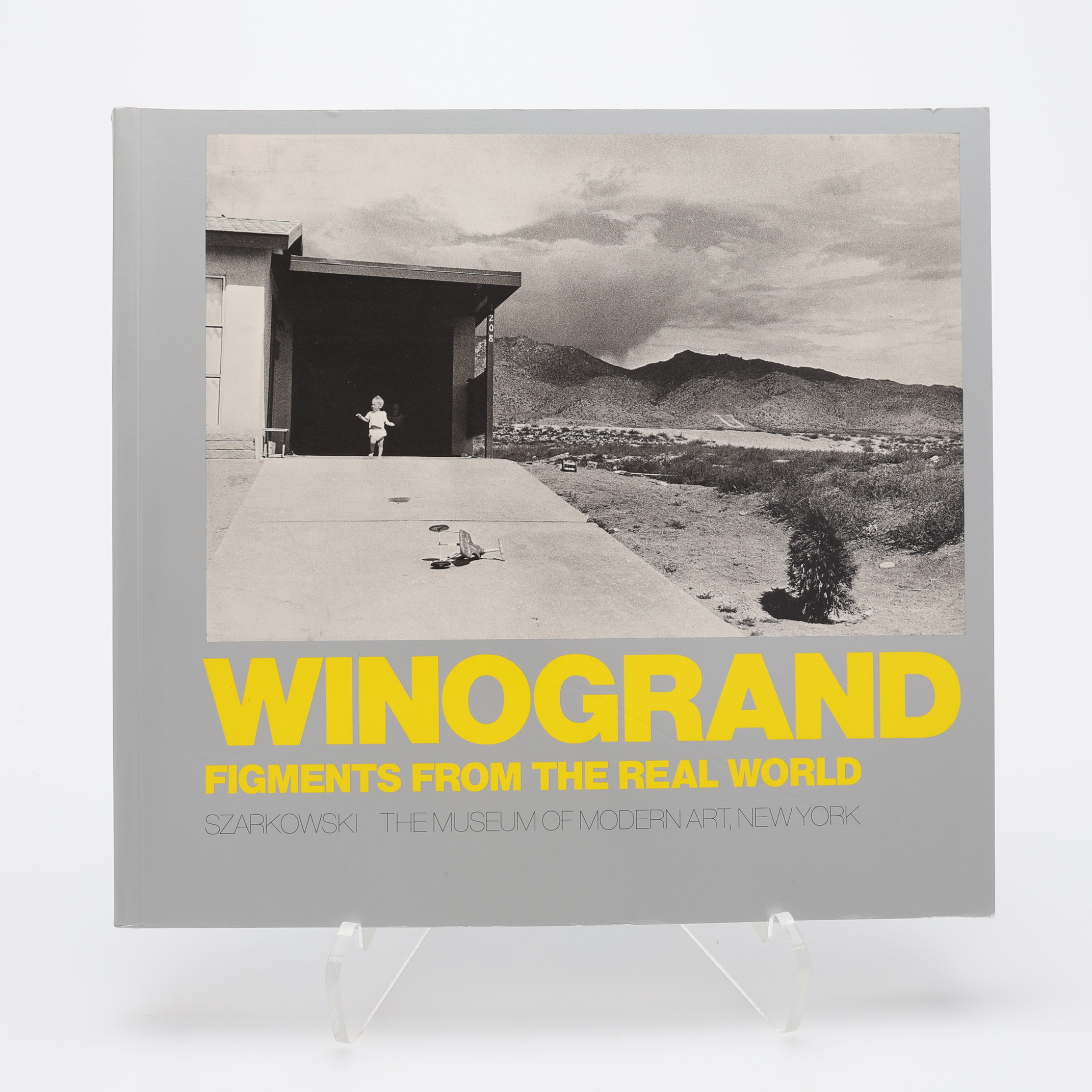 FOTO. DEN AMERIKANSKE FOTOGRAFEN GARRY WINOGRANDS "FIGMENTS FROM THE REAL WORLD", 1988.