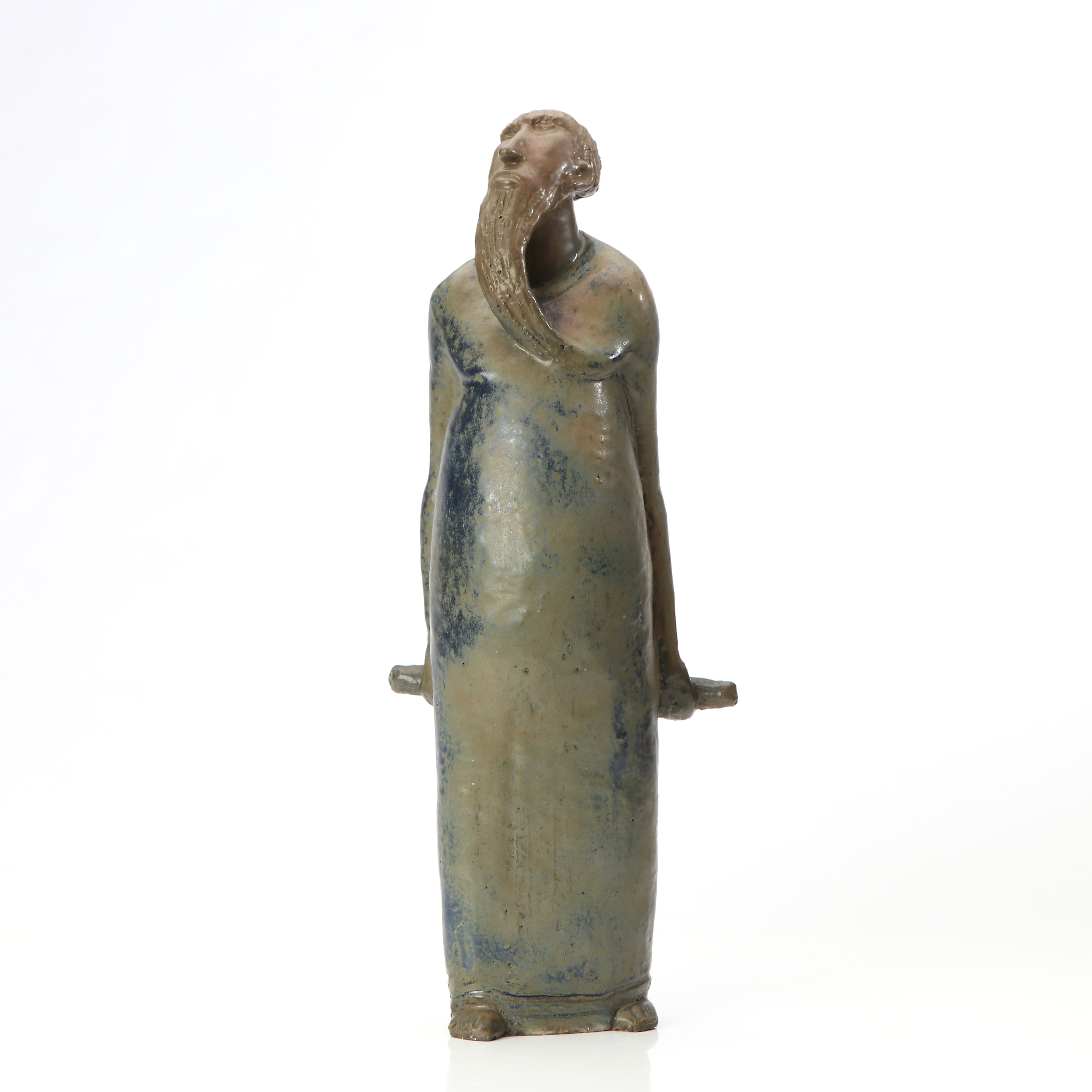 ÅKE HOLM. KERAMIKSKULPTUR. Glaserat stengods. "Aron med staven". Ca 1950-tal. Signerad.