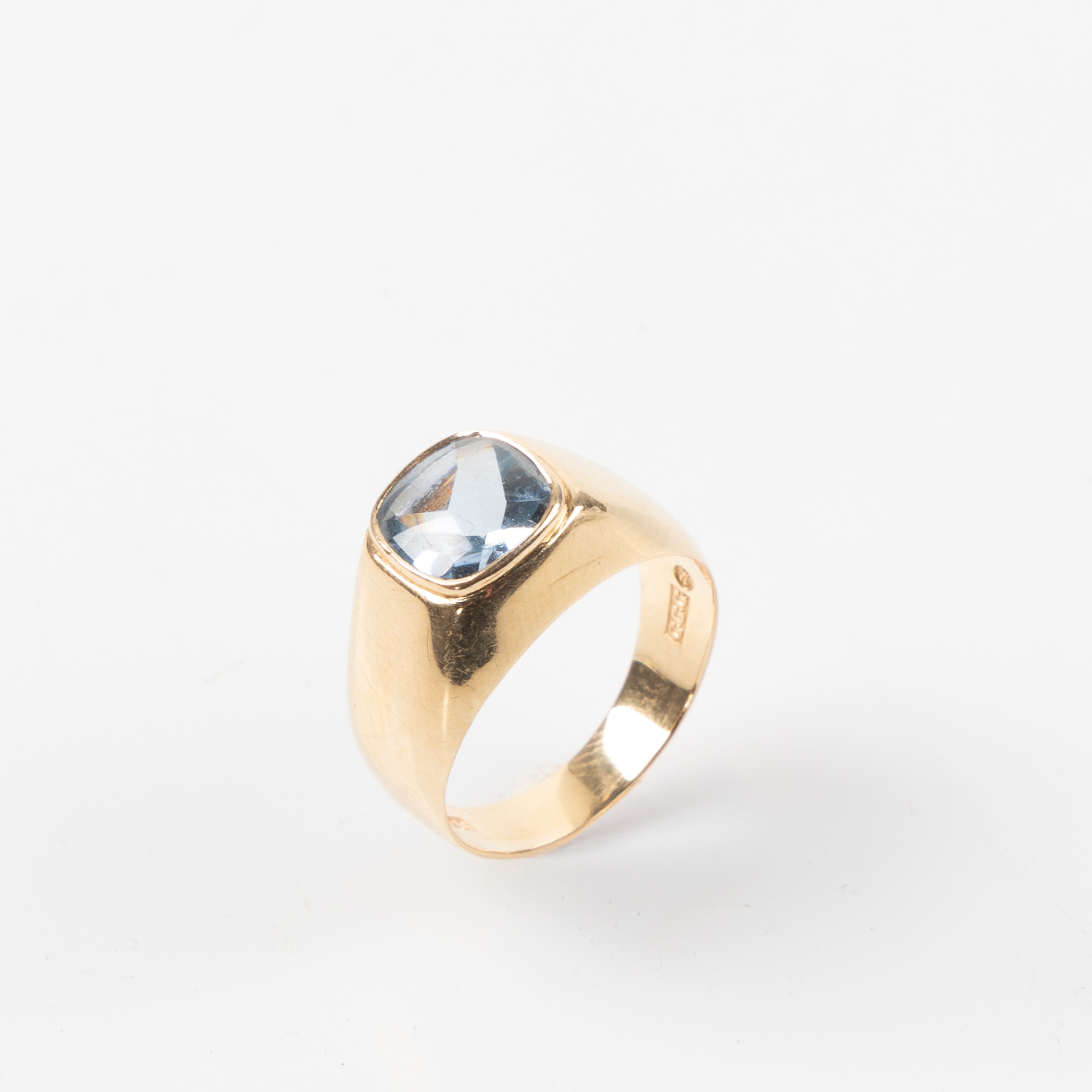 RING, 18K guld.