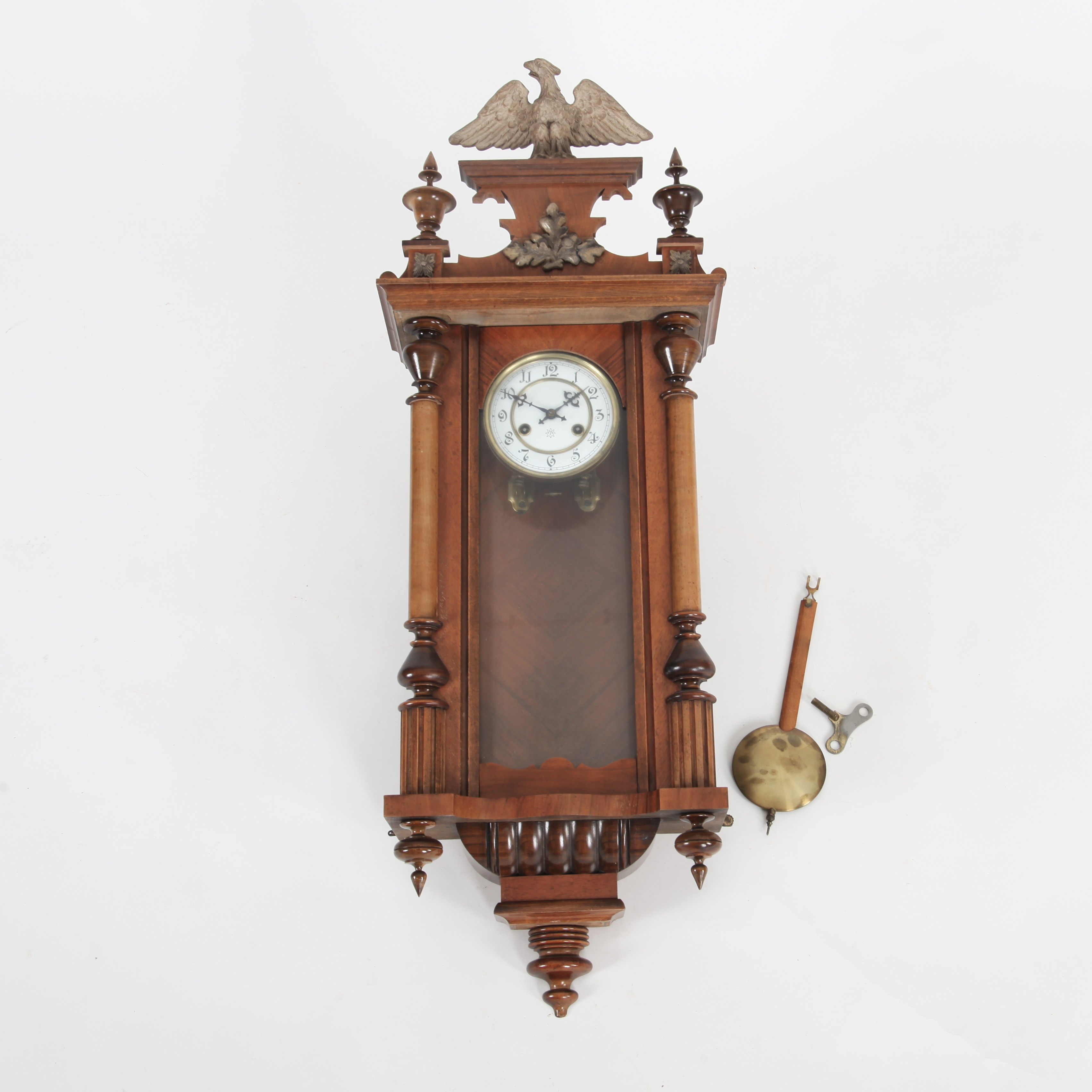 VÄGGUR, Junghans, 18/1900-tal.