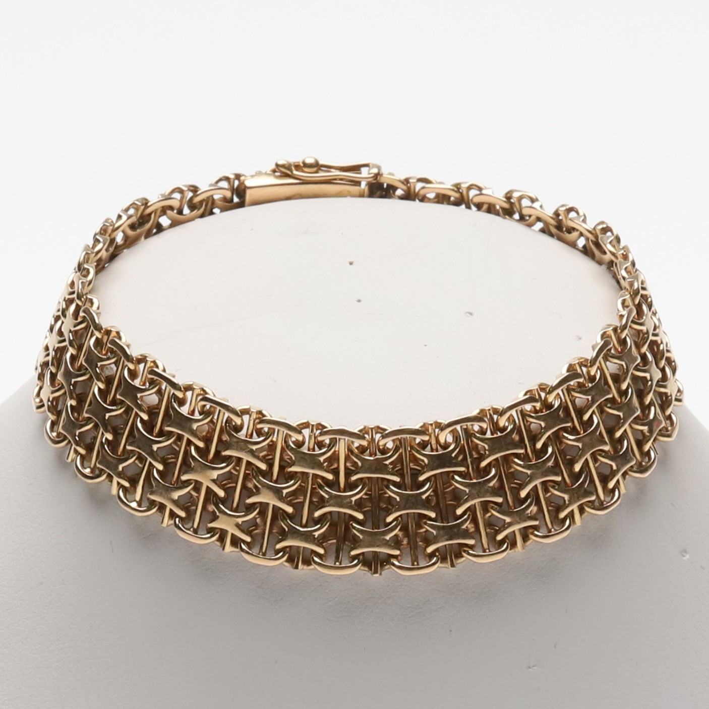 Armband, X-länk, 18K guld, 36,44 gram.